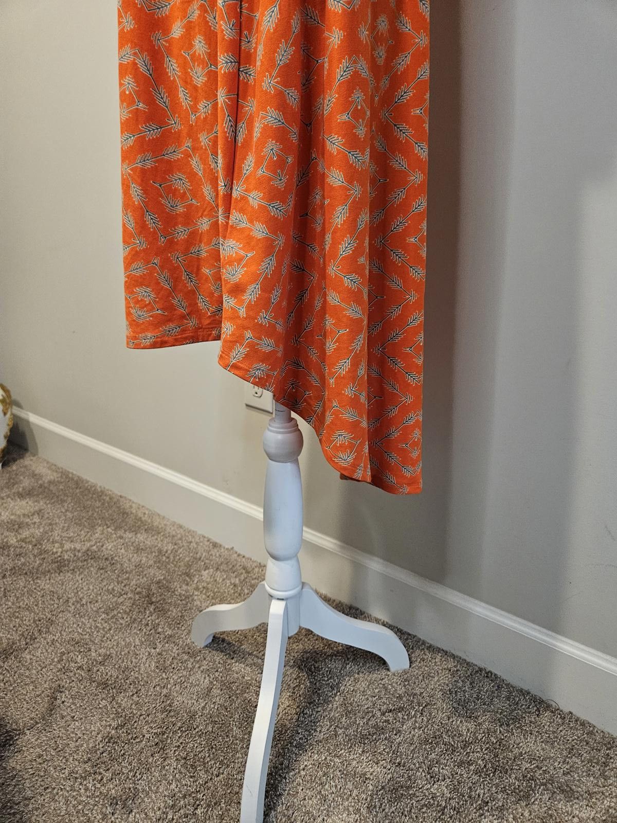 Designer LulaRoe Orange Print Hi-low Short Sleeve with Pocket #366 Size XXS / US 00 / IT 34 - 4 Thumbnail