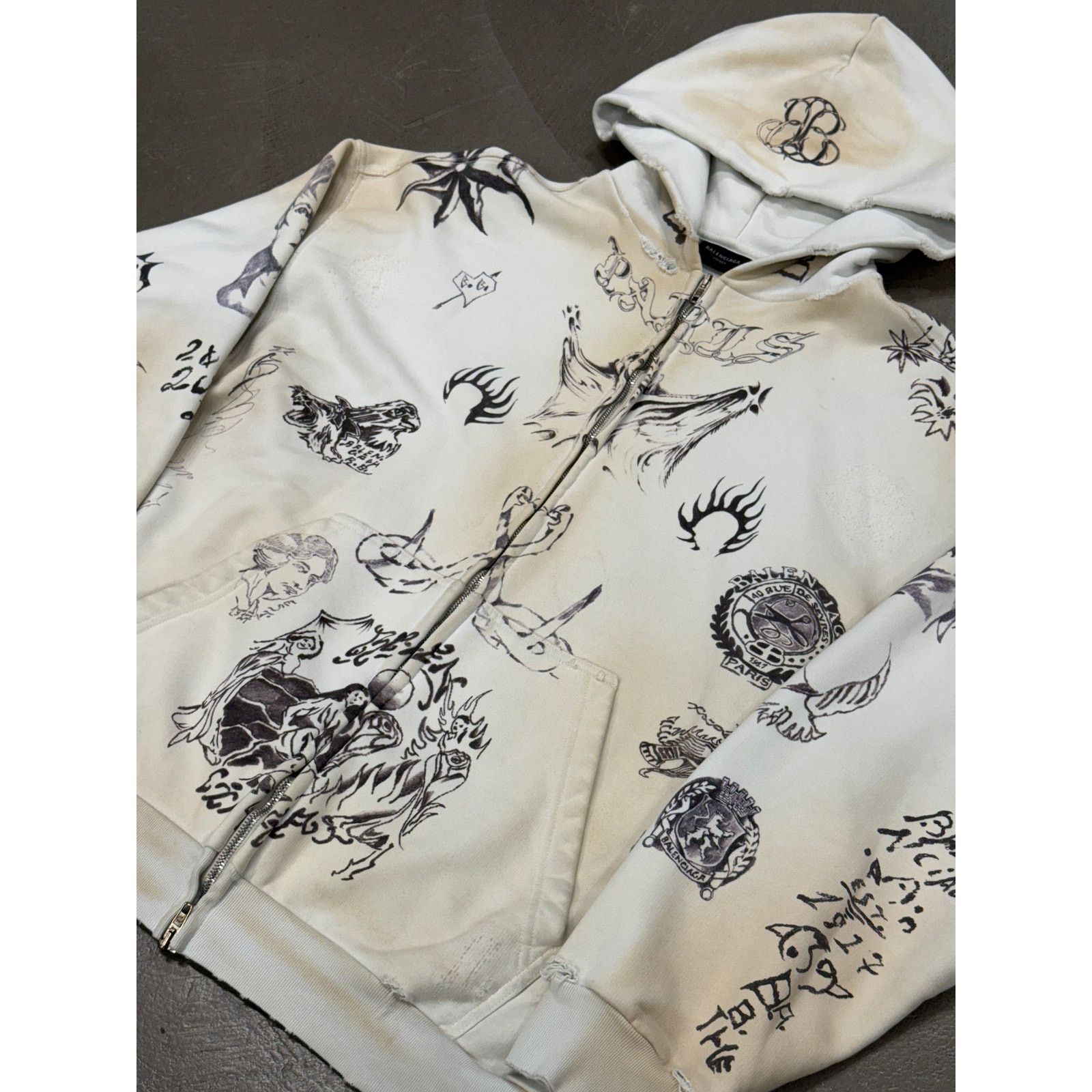 Balenciaga S/S2024 Balenciaga tattoo hoodie Size US M / EU 48-50 / 2 - 8 Thumbnail