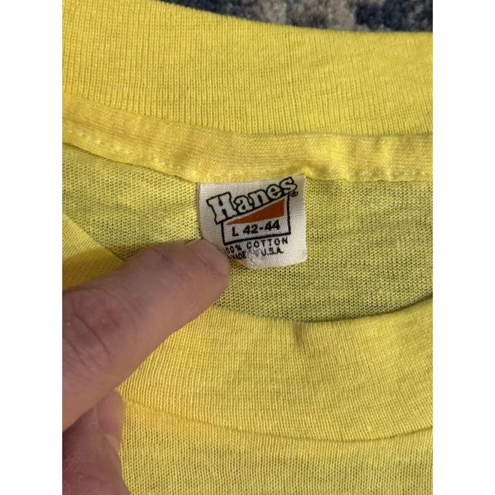 Hanes VINTAGE Hanes Camel Lights T-Shirt 1980s Deadstock W/ Bag Yellow L Men Short Sleeve Crew Neck 80s Advertising Racing Cars Motorcycle Sunmer Size US L / EU 52-54 / 3 - 4 Thumbnail
