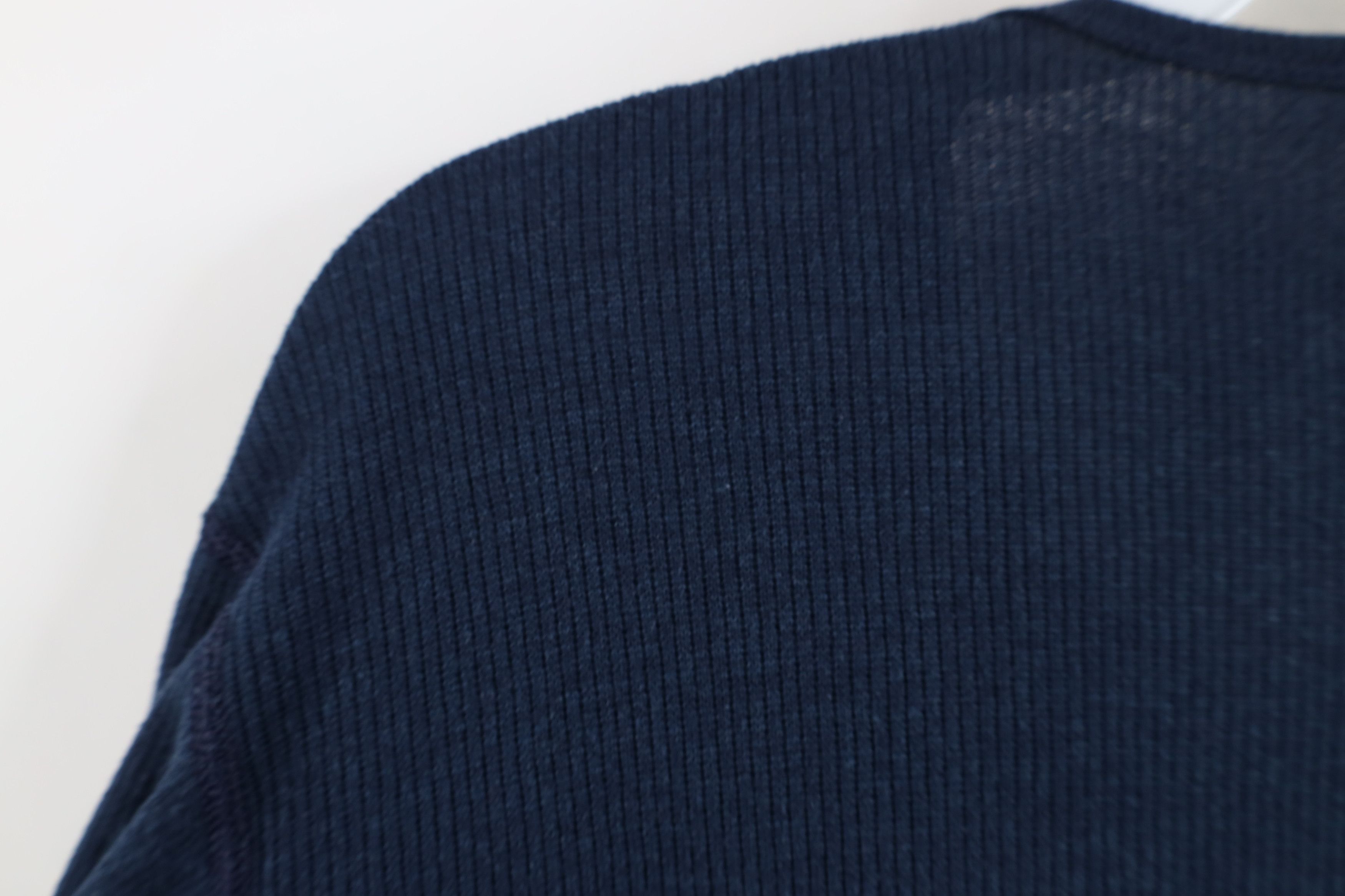 Vintage Vintage 90s Streetwear Thin Thermal Waffle Knit T-Shirt USA Size US L / EU 52-54 / 3 - 7 Thumbnail
