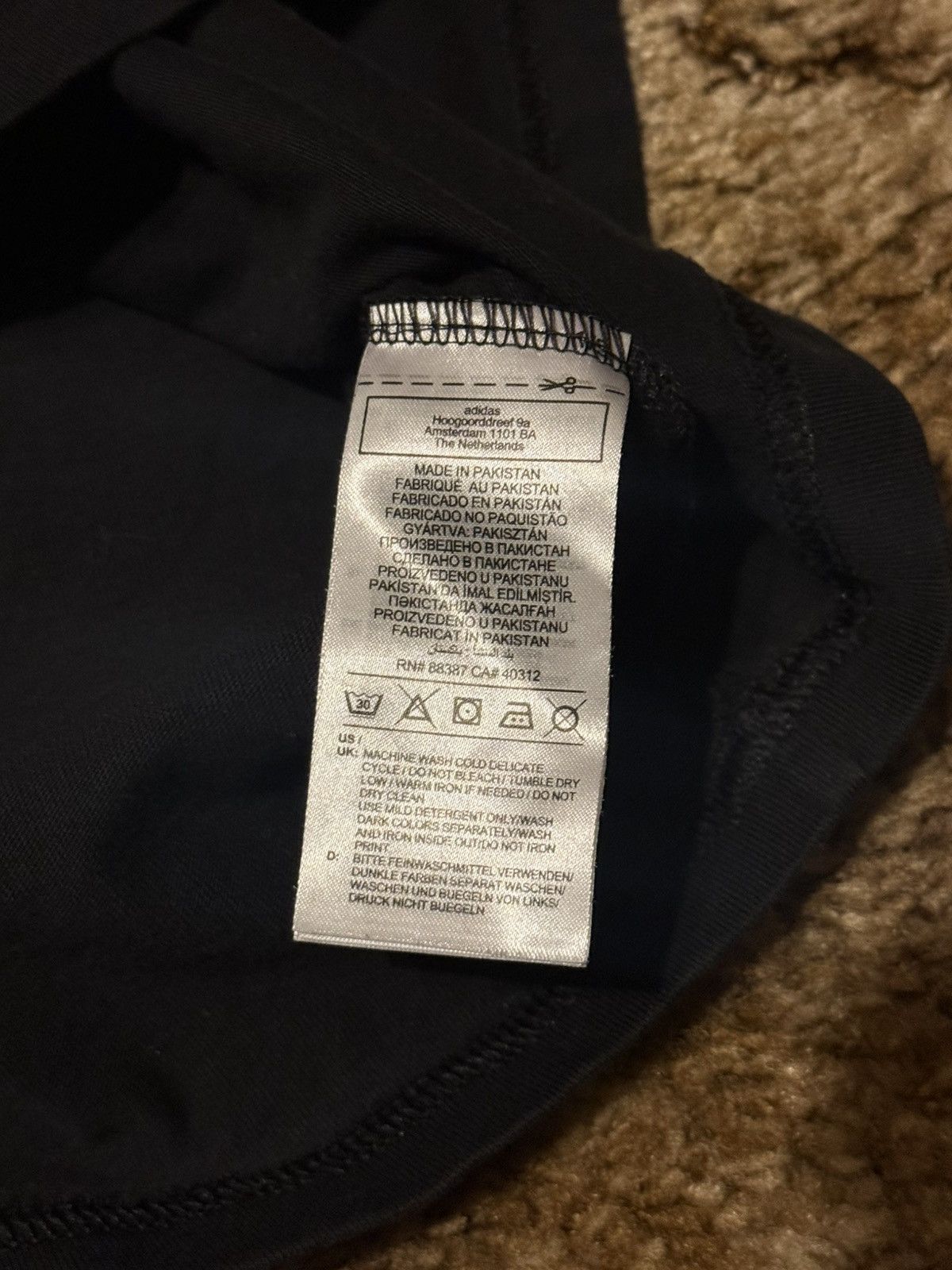 Adidas Adidas Triple Logo T-Shirt Tee Black Large Size US L / EU 52-54 / 3 - 5 Thumbnail