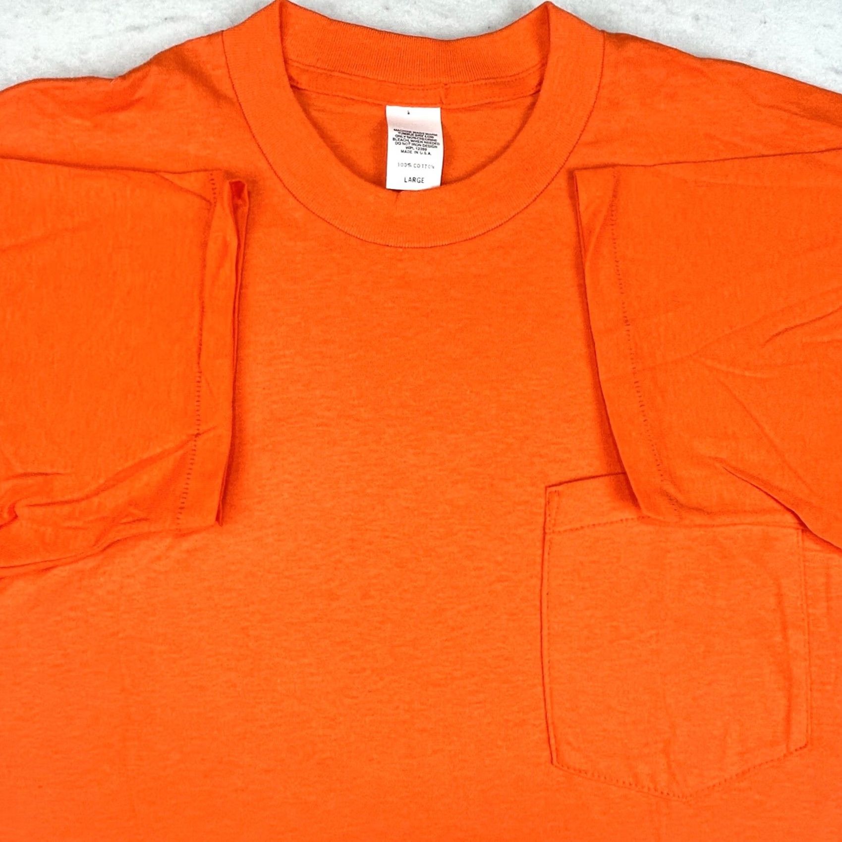 Vintage VINTAGE BLANK ORANGE POCKET T-Shirt MEDIUM Men XS? Size US M / EU 48-50 / 2 - 2 Thumbnail