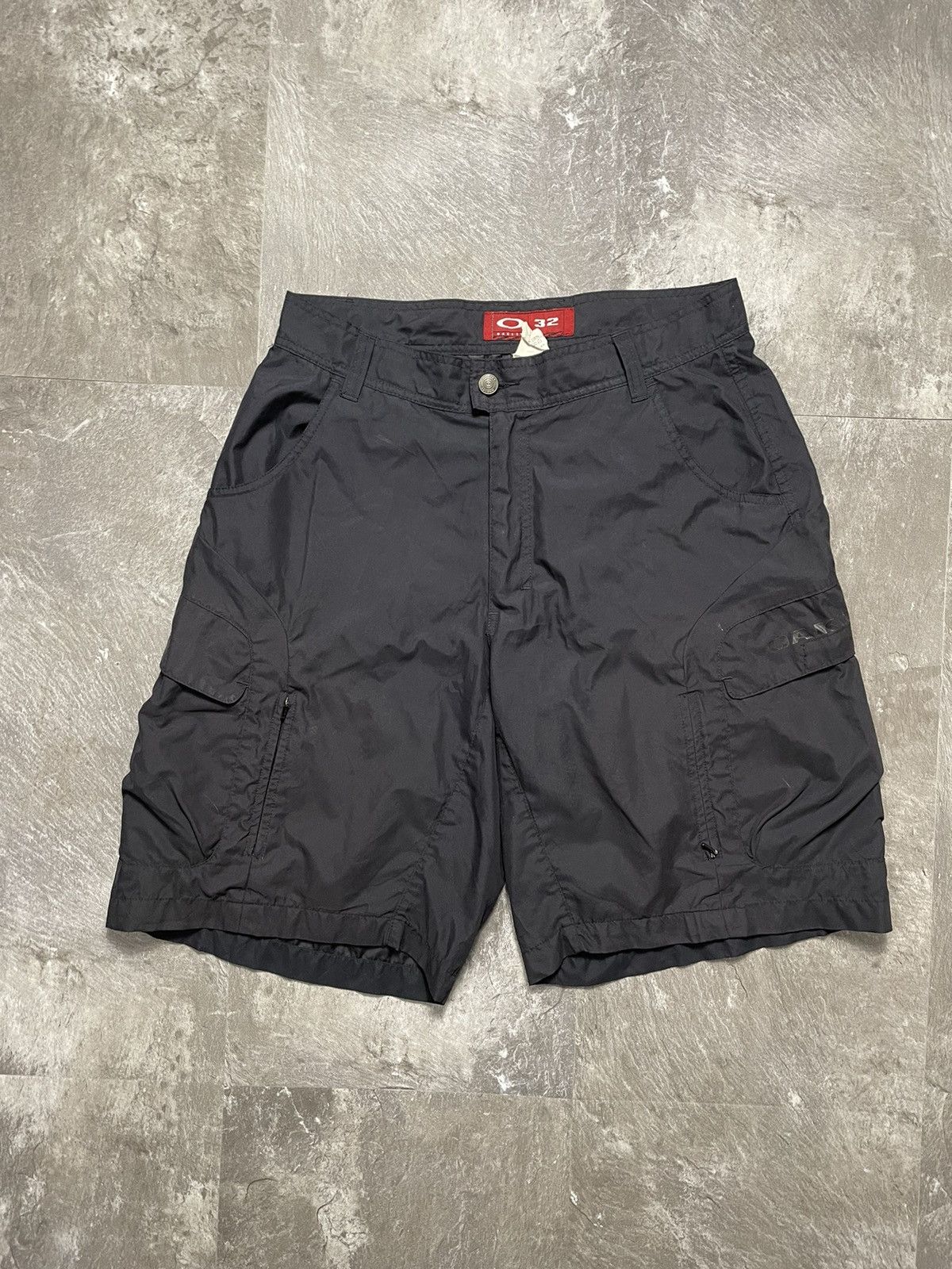 Oakley × Vintage Vintage Oakley Software Cargo Shorts 90s Size US 32 / EU 48 - 1 Thumbnail