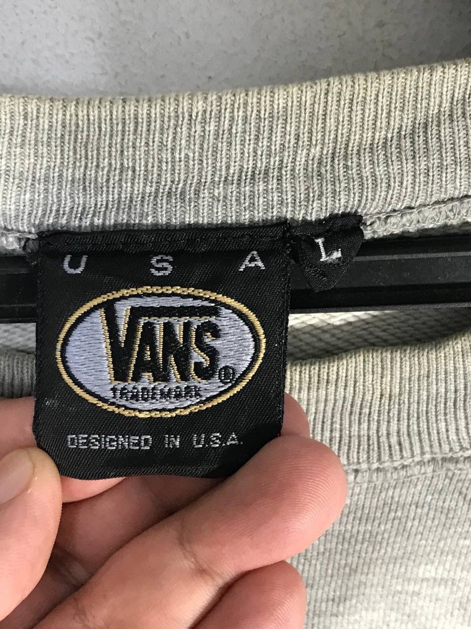 Vans vintage vans skateboard center logo Size US L / EU 52-54 / 3 - 7 Thumbnail
