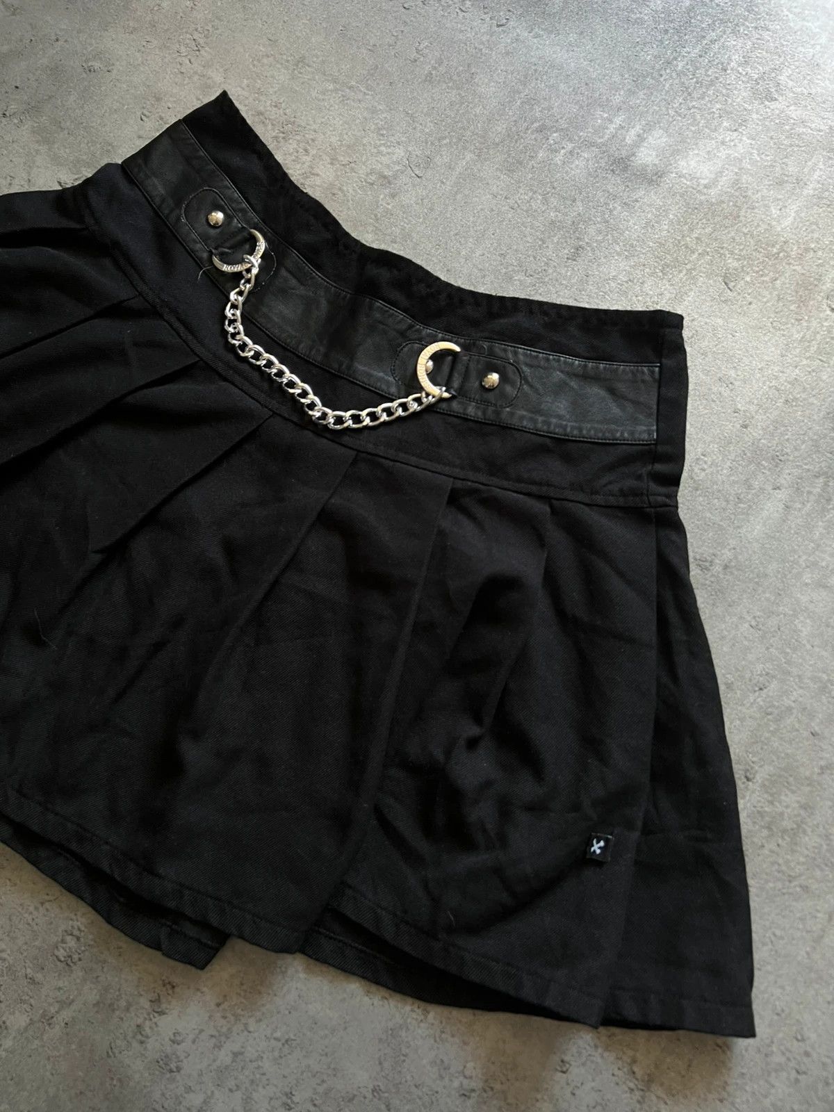 Vintage Royal Bones By Tripp Chain Pleated avant garde goth Skirt Size 34" / US 12 / IT 48 - 2 Thumbnail