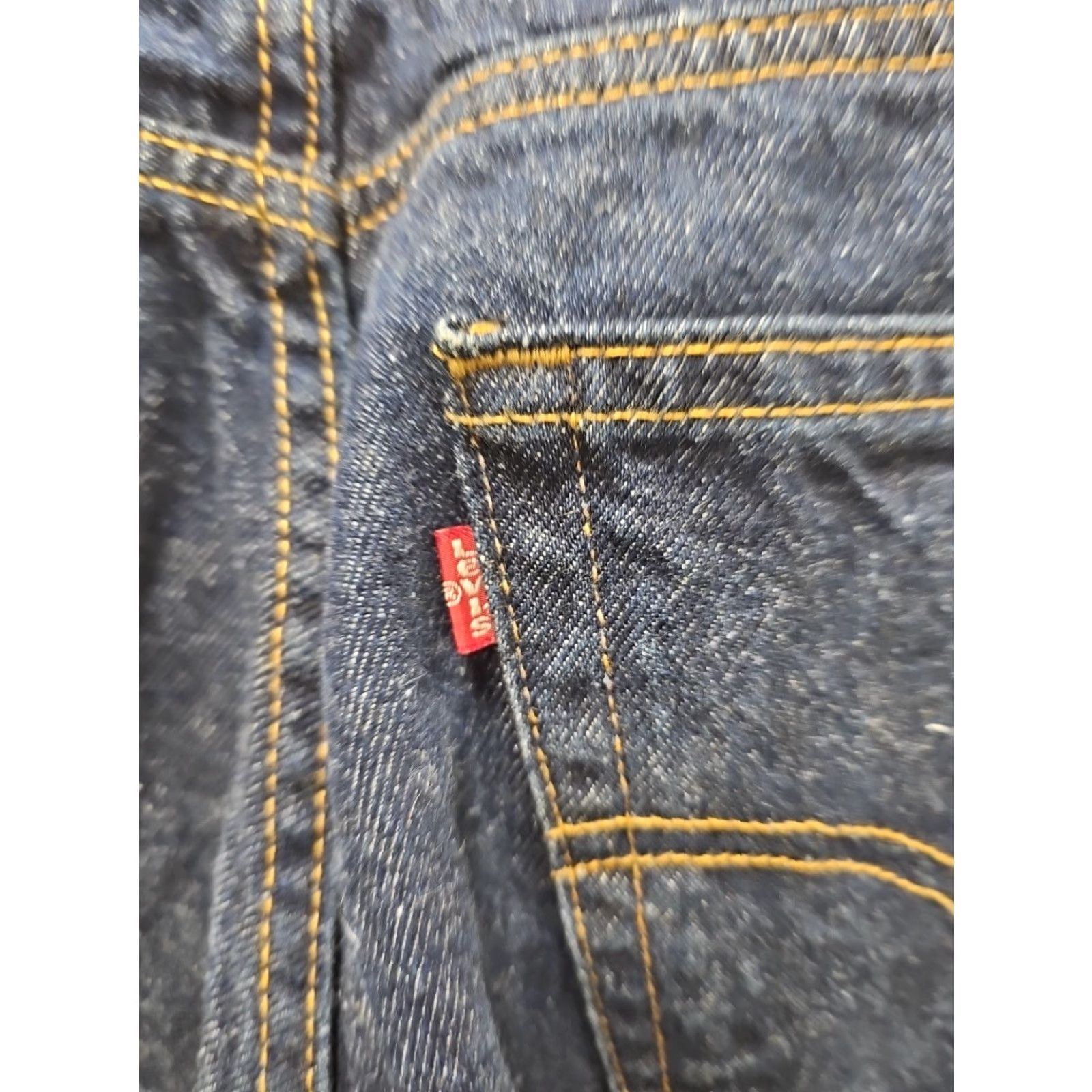 Levi's Vintage Levi’s 505 Jeans 32x30 Dark Wash Denim Regular Fit 5-Pocket Men Size US 32 / EU 48 - 7 Thumbnail