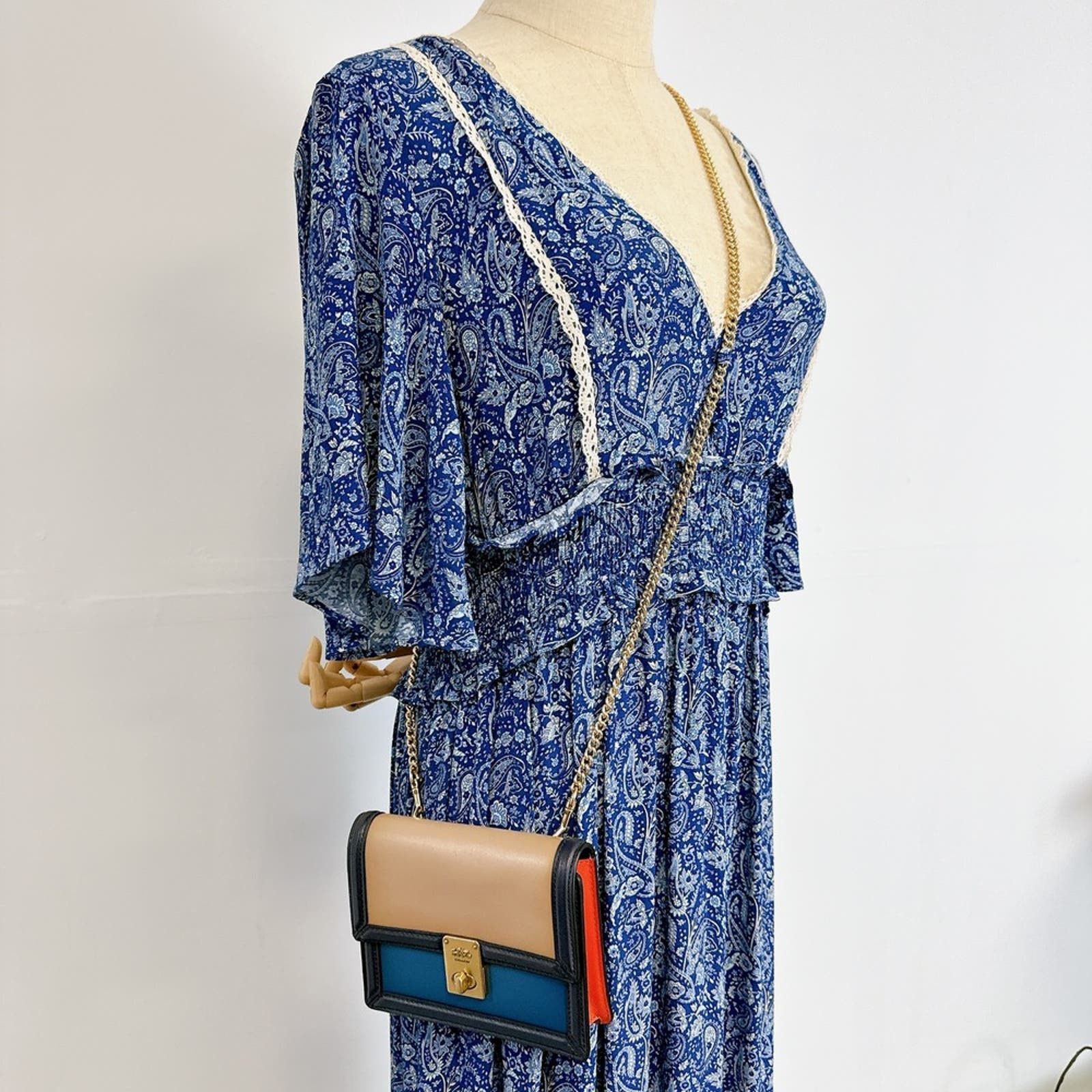 image of Coach 884 Hutton Belt Bag In Colorblock In Lake Multi in Blue, Women's