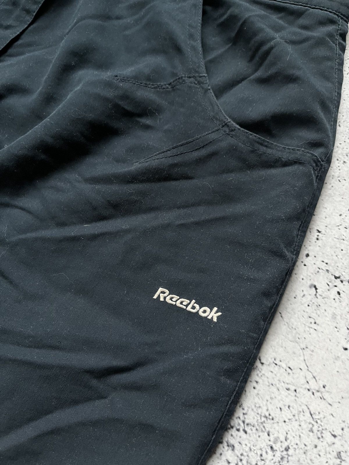 Reebok Vintage Reebok Baggy Track Pants Mini Logo Y2K USA Size US 34 / EU 50 - 3 Thumbnail