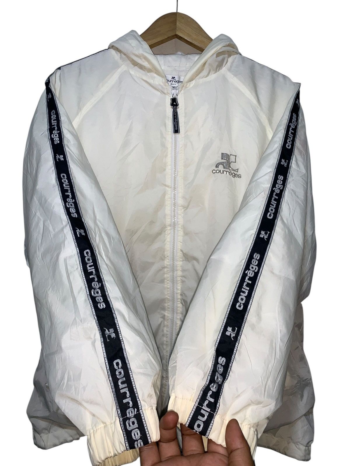 Courreges Vintage Courreges side tape logo nylon light jacket Size US M / EU 48-50 / 2 - 4 Thumbnail
