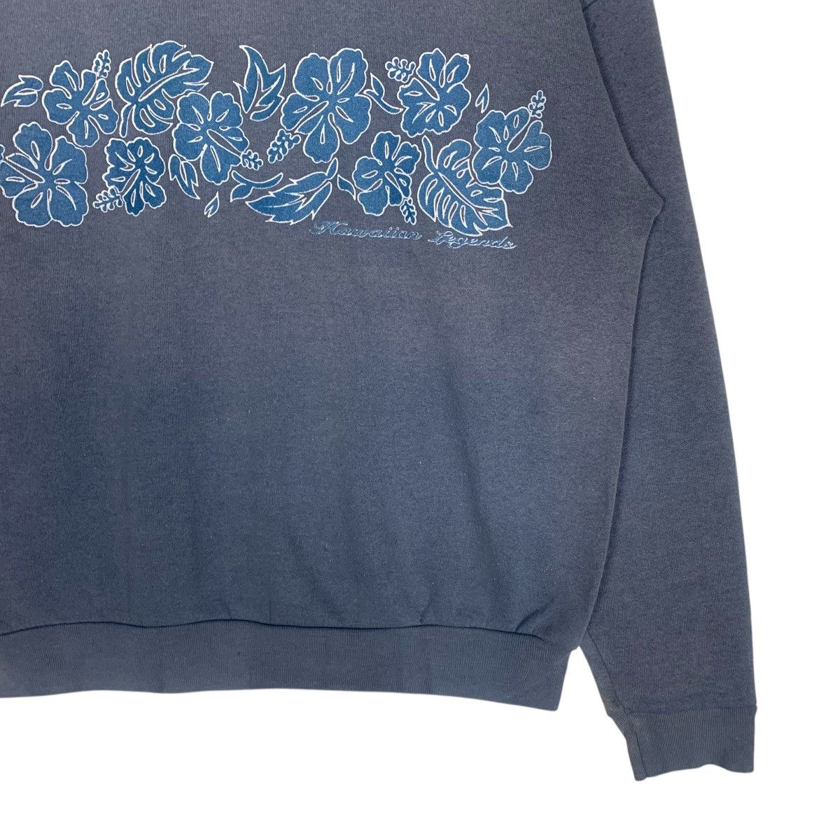 Vintage Vintage TULTEX Floral StreetWear SurfStyle Sweatshirt Size US M / EU 48-50 / 2 - 5 Thumbnail