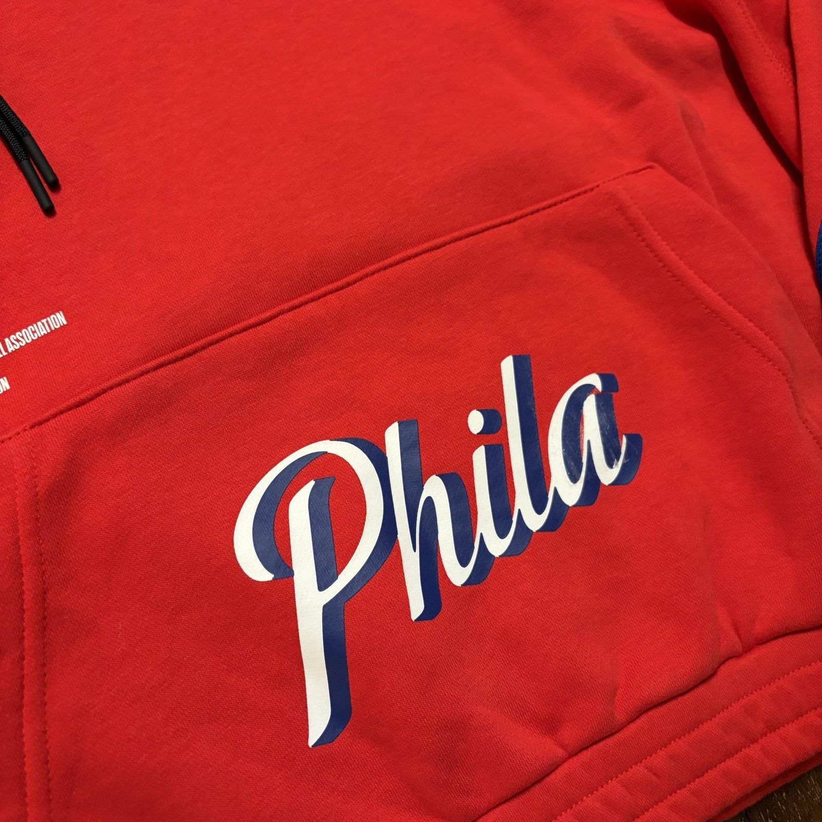 Nike Philadelphia 76ers Hoodie Womens Large Red NBA Basketball Size US L / EU 52-54 / 3 - 4 Thumbnail