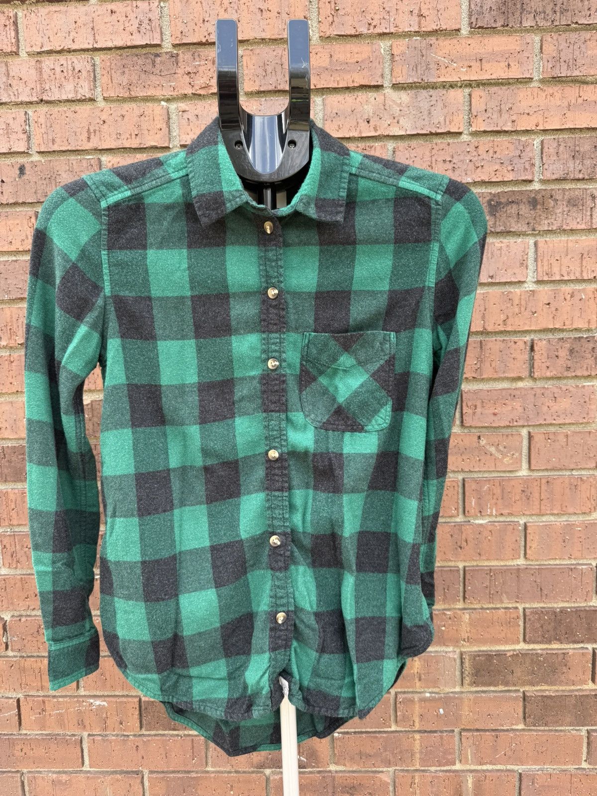 American Eagle Outfitters American Eagle Green & Black Plaid Flannel Shirt Boyfriend Size XS / US 0-2 / IT 36-38 - 7 Thumbnail