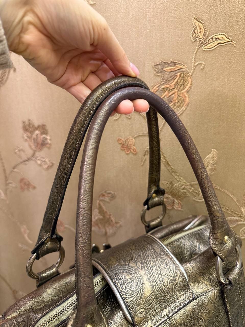 Just Cavalli Just Cavalli Gold Patterned Leather Buckle Bag Size ONE SIZE - 7 Thumbnail