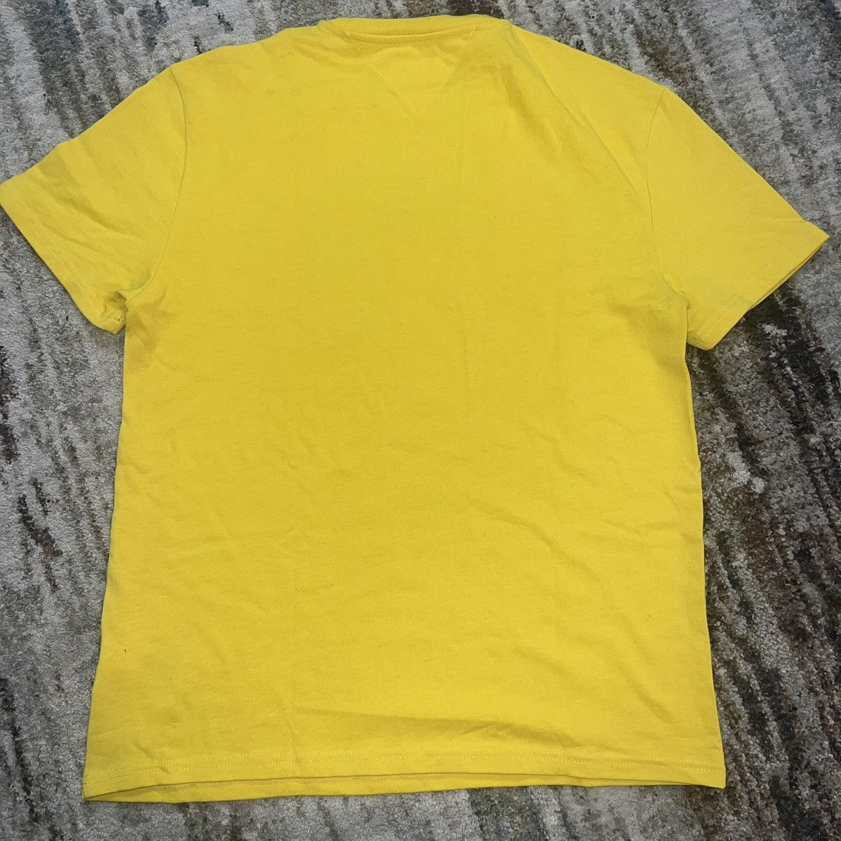 Tommy Jeans NEW Tommy Hilfiger Tommy Jeans Big Logo Tee T shirt Yellow Size US L / EU 52-54 / 3 - 3 Thumbnail