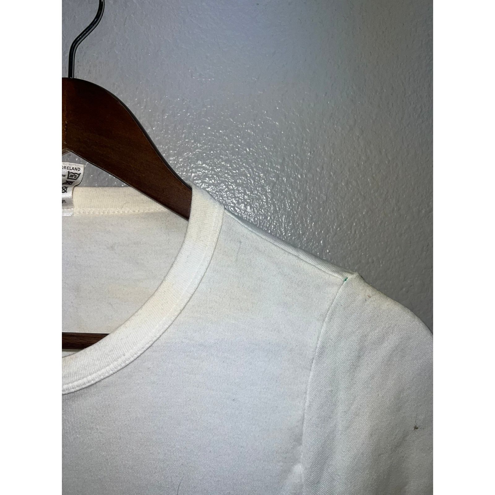 Vintage Vintage Ireland Shirt Rock House Emblem White 70s Tee Small Size US S / EU 44-46 / 1 - 4 Thumbnail