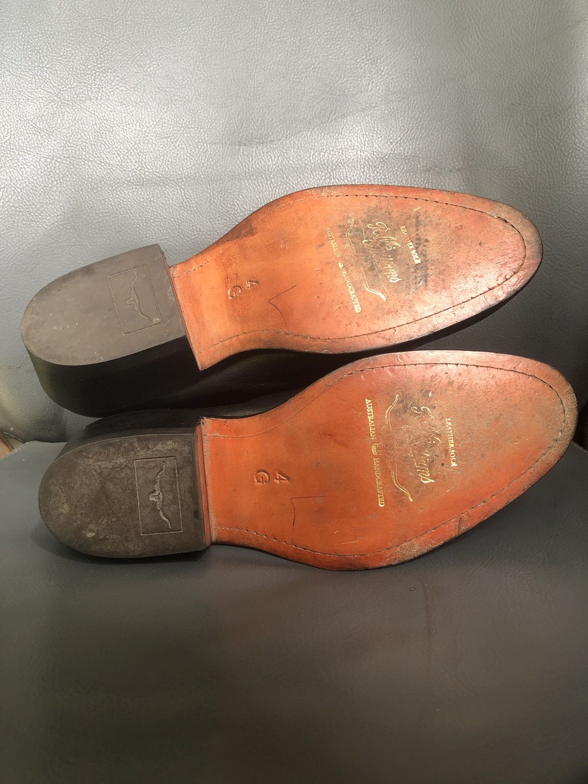 R.M. Williams R.M William’s Black Leather Chelsea Boot Women’s Size 4 G Size US 6.5 / IT 36.5 - 10 Thumbnail