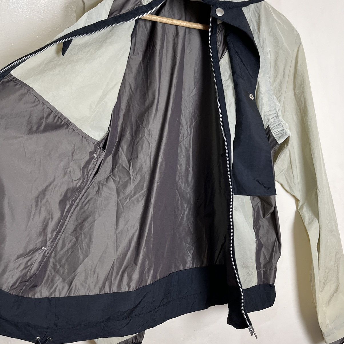 ARNAR MĀR JŌNSSON AW21 COMPOSITION V-NECK HOODED JACKET