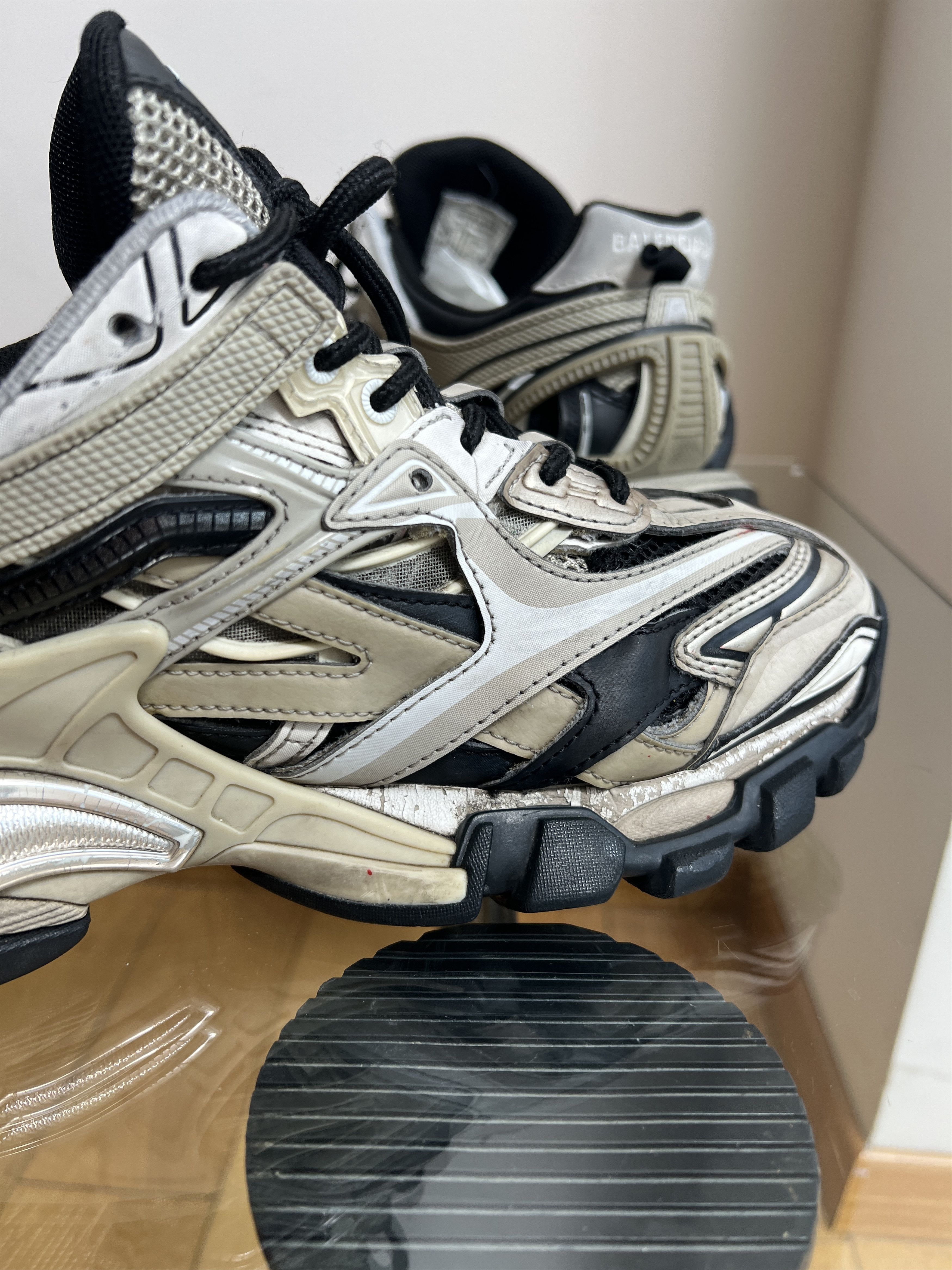 Balenciaga TRACK.2 BEIGE SZ EU 41 Size US 8 / EU 41 - 13 Thumbnail
