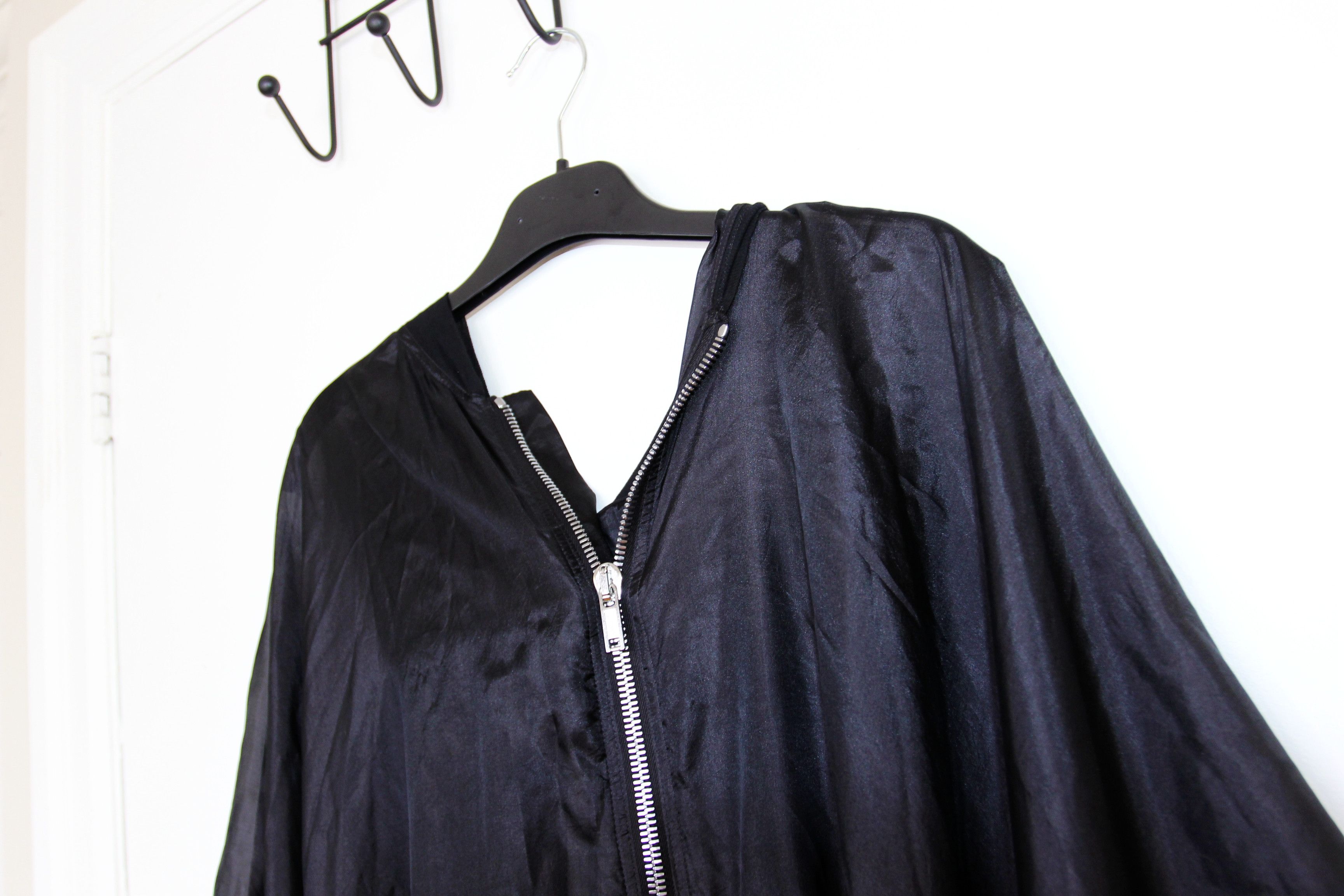 Rick Owens BNWT SS24 RICK OWENS "LIDO" SL PONCHO FLIGHT JACKET UNI Size US M / EU 48-50 / 2 - 4 Thumbnail