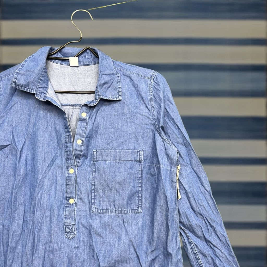 Old Navy Old Navy Dress Shirt Dress Women M Blue Denim Roll Tab Sleeve Button Front Casual Bohemian 90s? (adjusted) Size M / US 6-8 / IT 42-44 - 1 Thumbnail