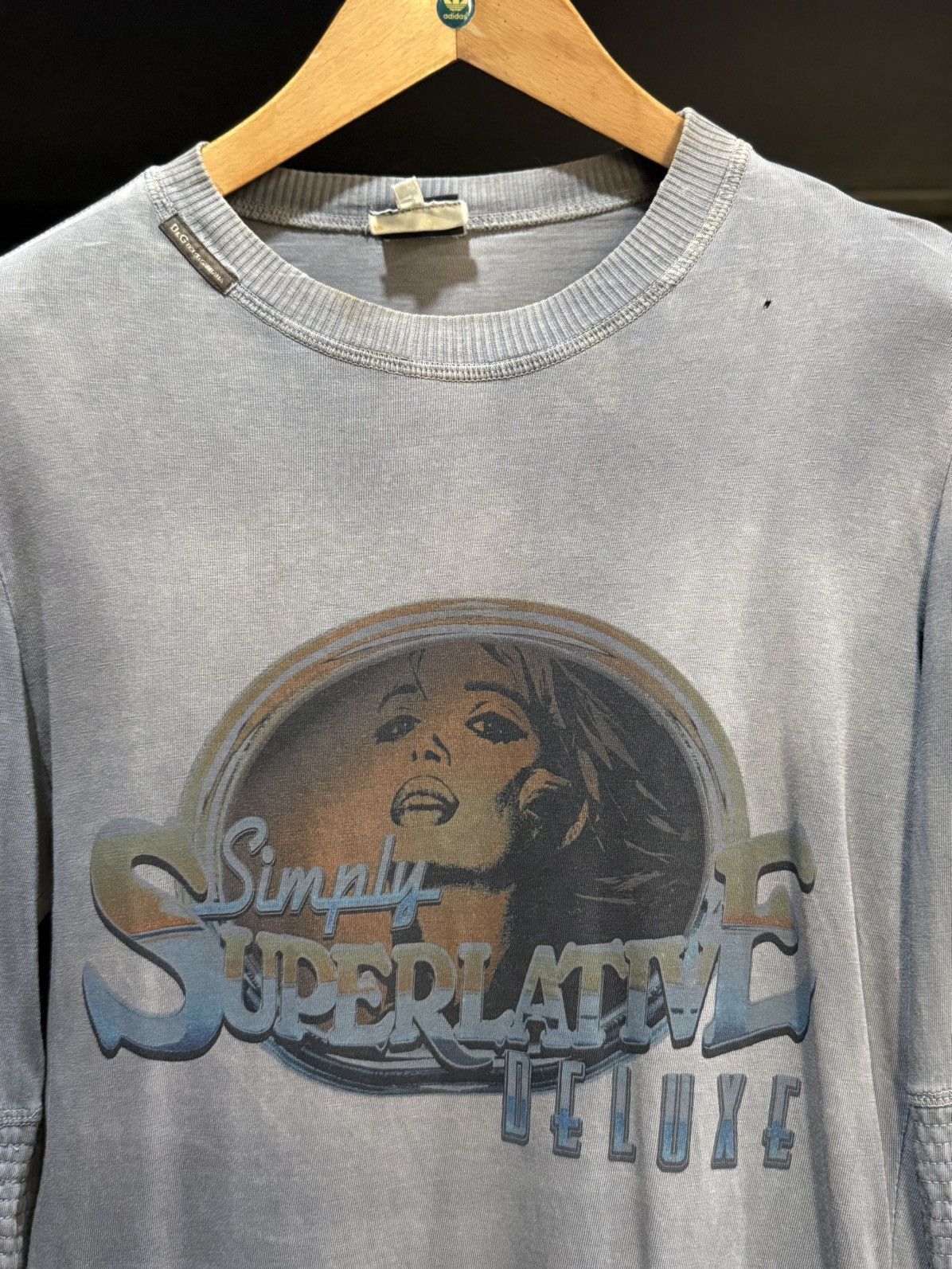 Dolce & Gabbana Vintage D & G Simple Superlative Deluxe Sun Faded LS Tee Size US S / EU 44-46 / 1 - 2 Thumbnail