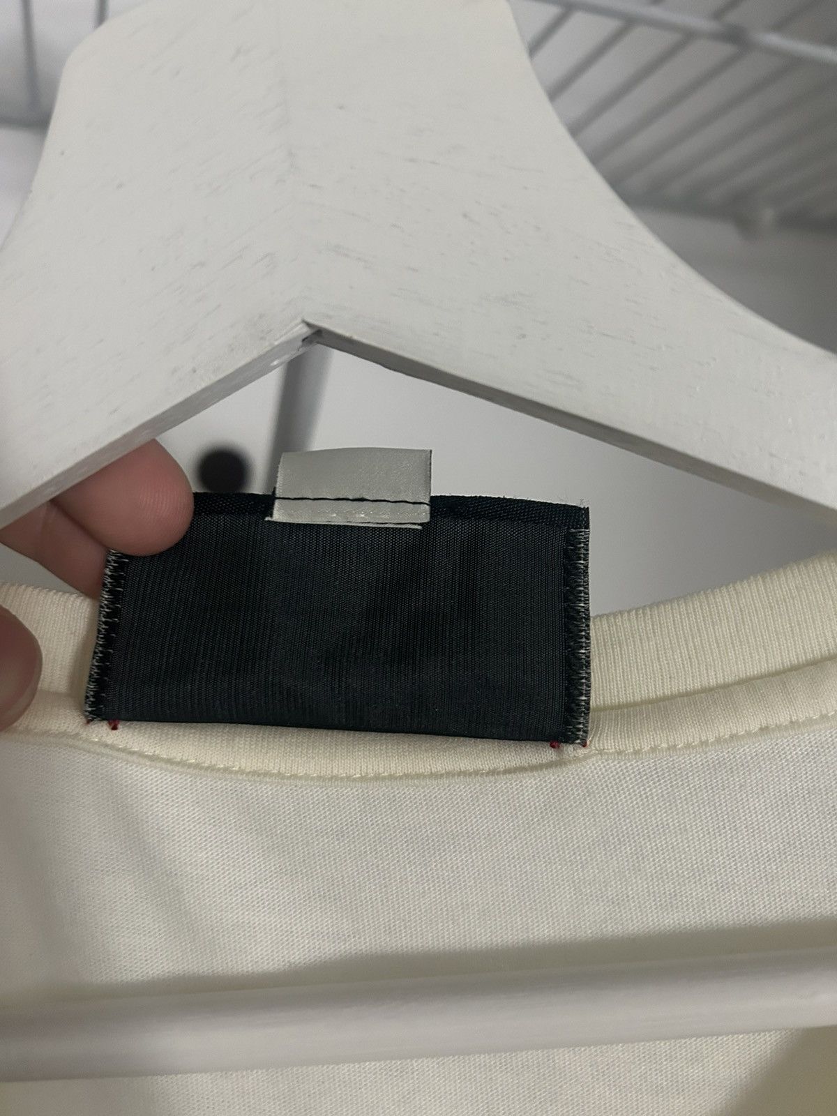 Gucci Gucci Chateau Marmont T Shirt Size US M / EU 48-50 / 2 - 4 Thumbnail