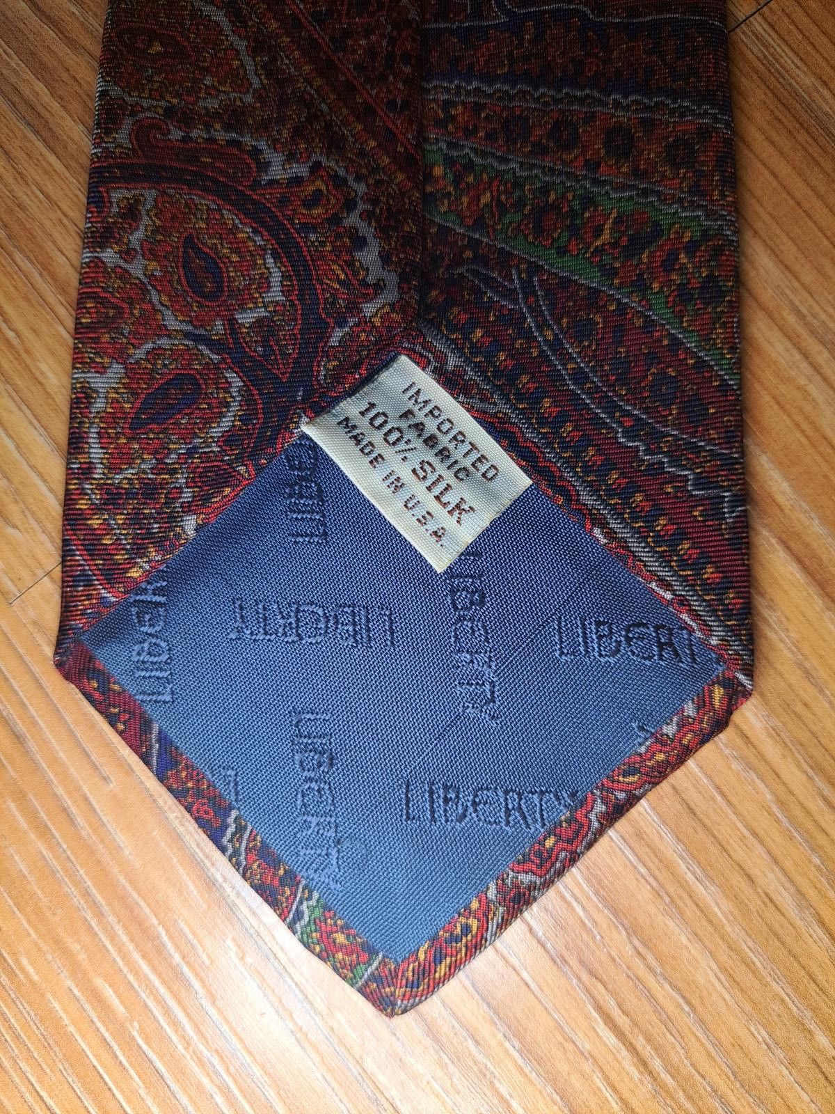 Other VINTAGE Liberty of London Silk Tie Red Floral Paisley Size ONE SIZE - 4 Thumbnail