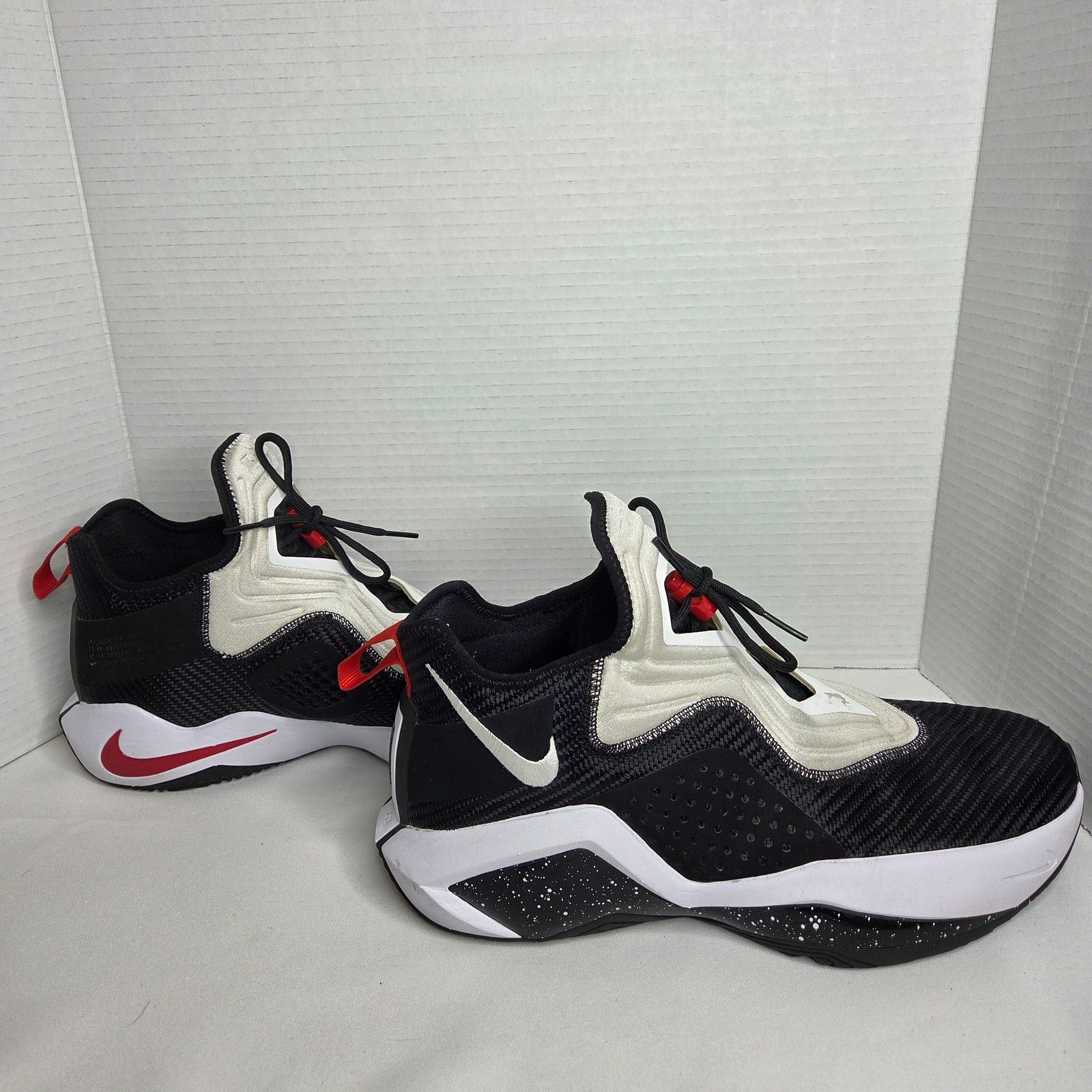 Nike Nike Lebron Soldier 14 Size 11 Basketball Sneaker CK6024-002 Size US 14 / EU 47 - 6 Thumbnail