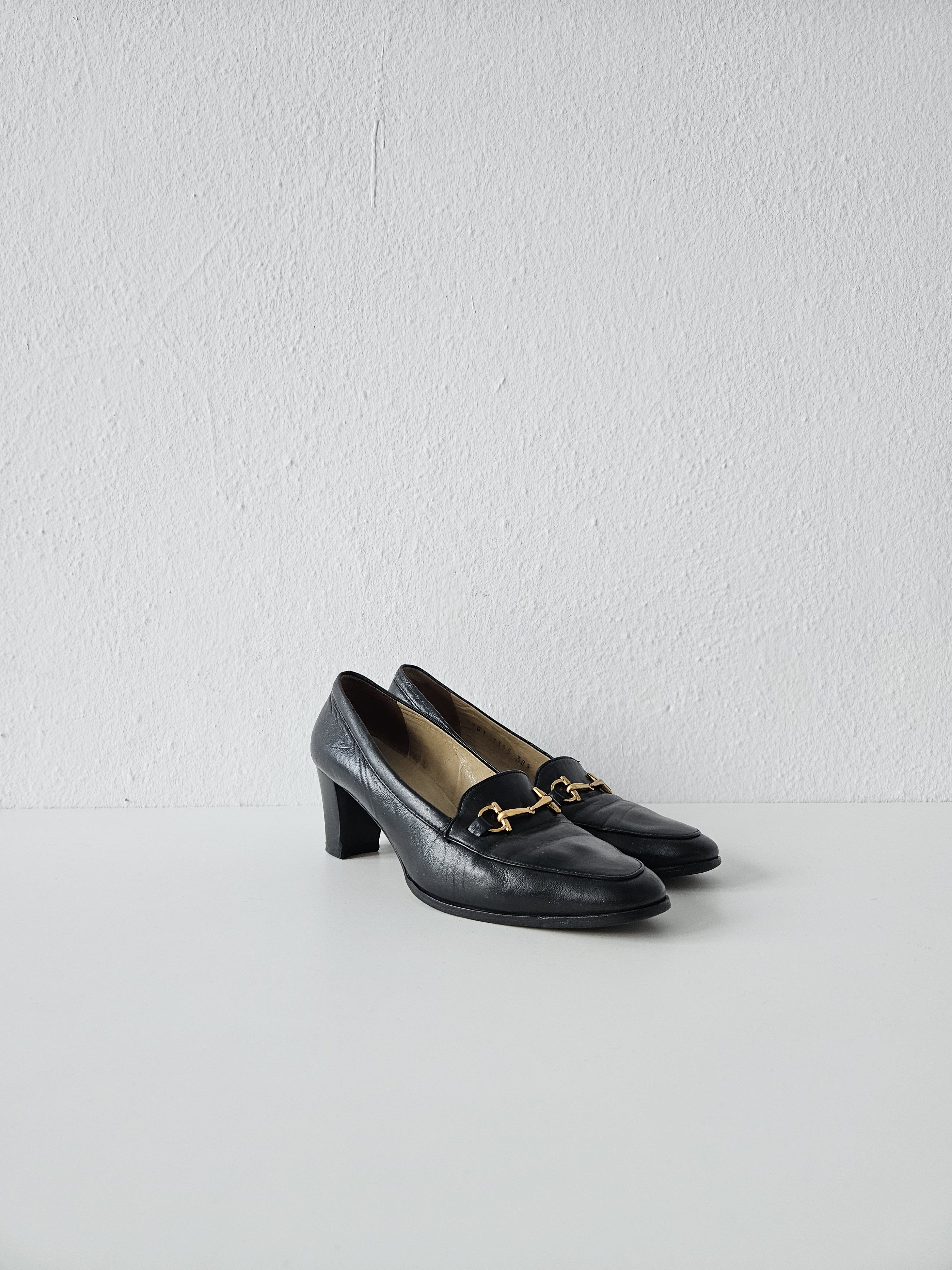 Gucci Vintage Gucci almond toe horsebit leather heels Size US 8.5 / IT 38.5 - 4 Thumbnail