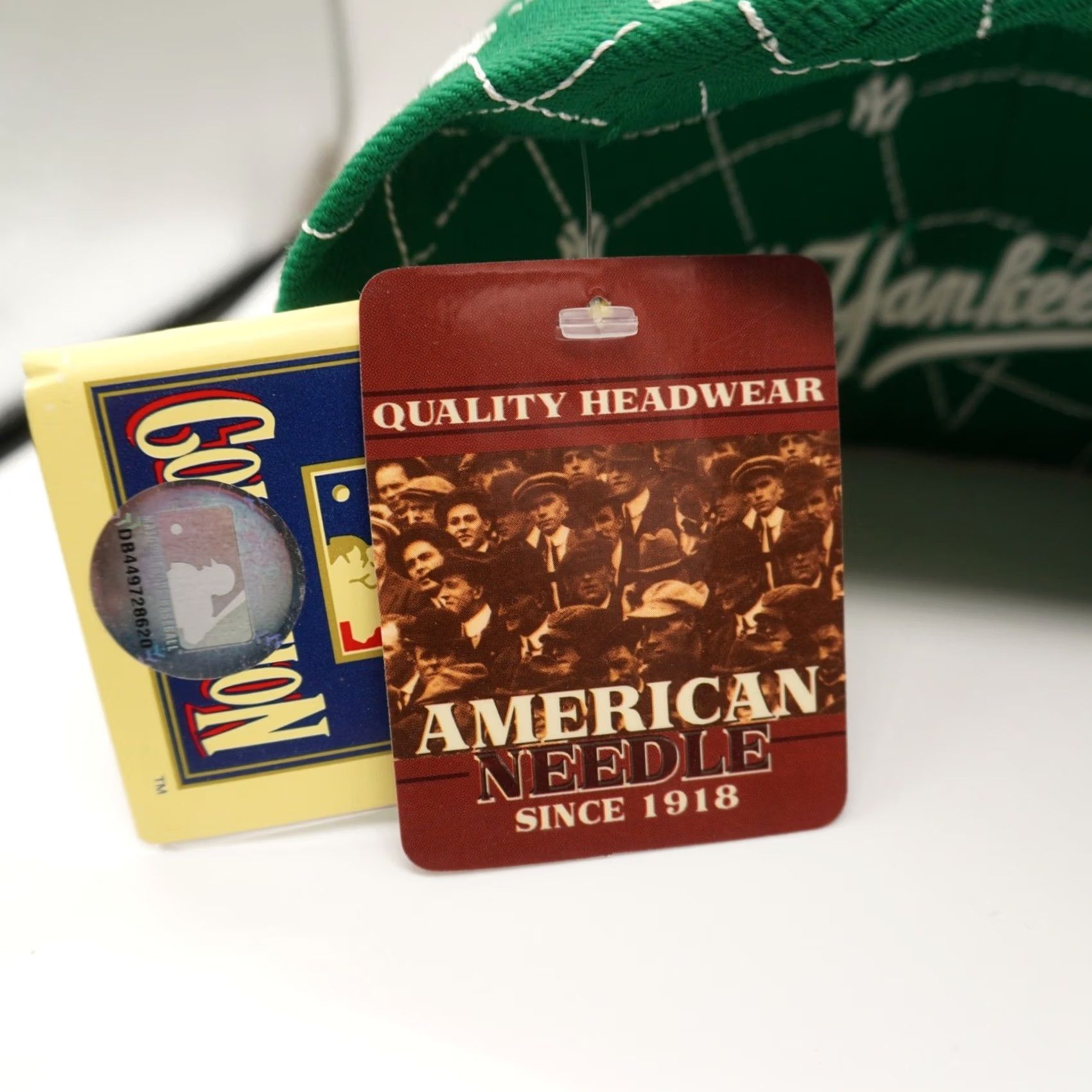 American Needle Mens Green NY Yankees Fitted Hat 7 3/8 MLB Quilted All Over Logo AOP St Patricks American Needle Size ONE SIZE - 5 Thumbnail