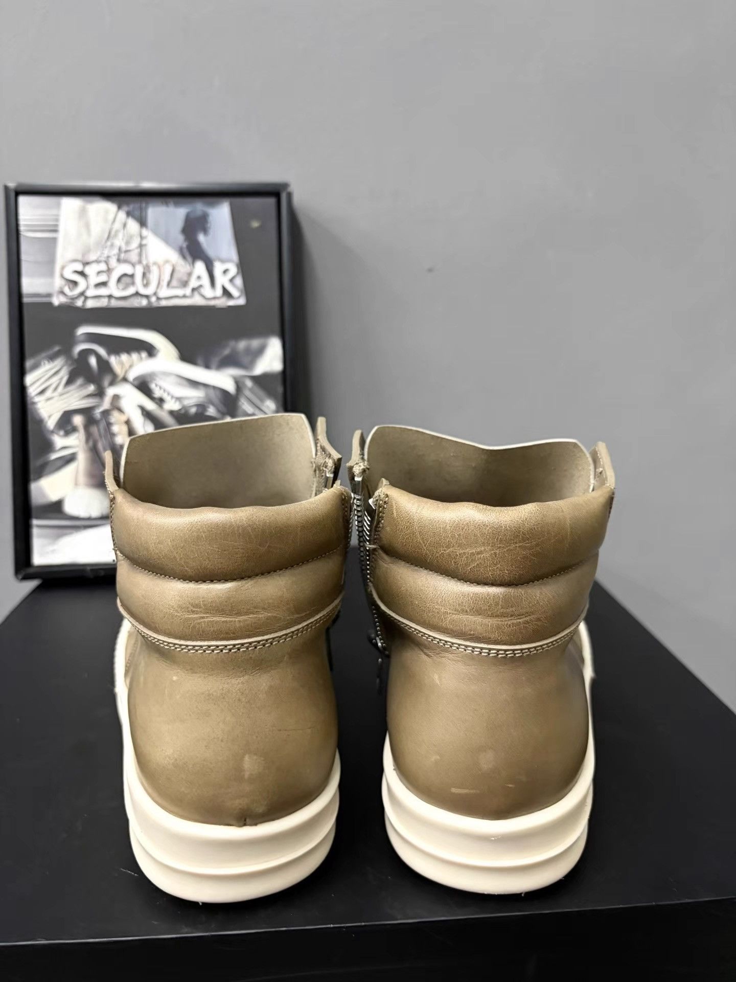 Rick Owens Rick Owens Island Dunk Mainline Olive Leather High-Top K34 Size US 8 / IT 38 - 7 Thumbnail