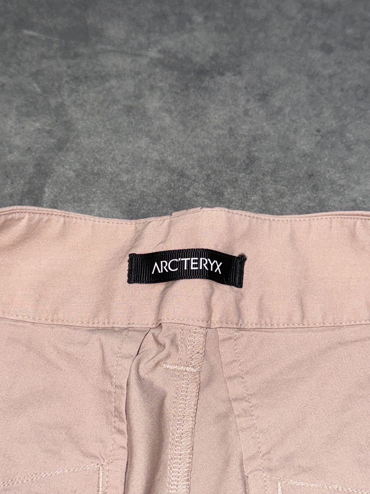 Arc'teryx Arcteryx gorpcore ski pants outdoor life trekking mountains Size 30" / US 8 / IT 44 - 6 Thumbnail