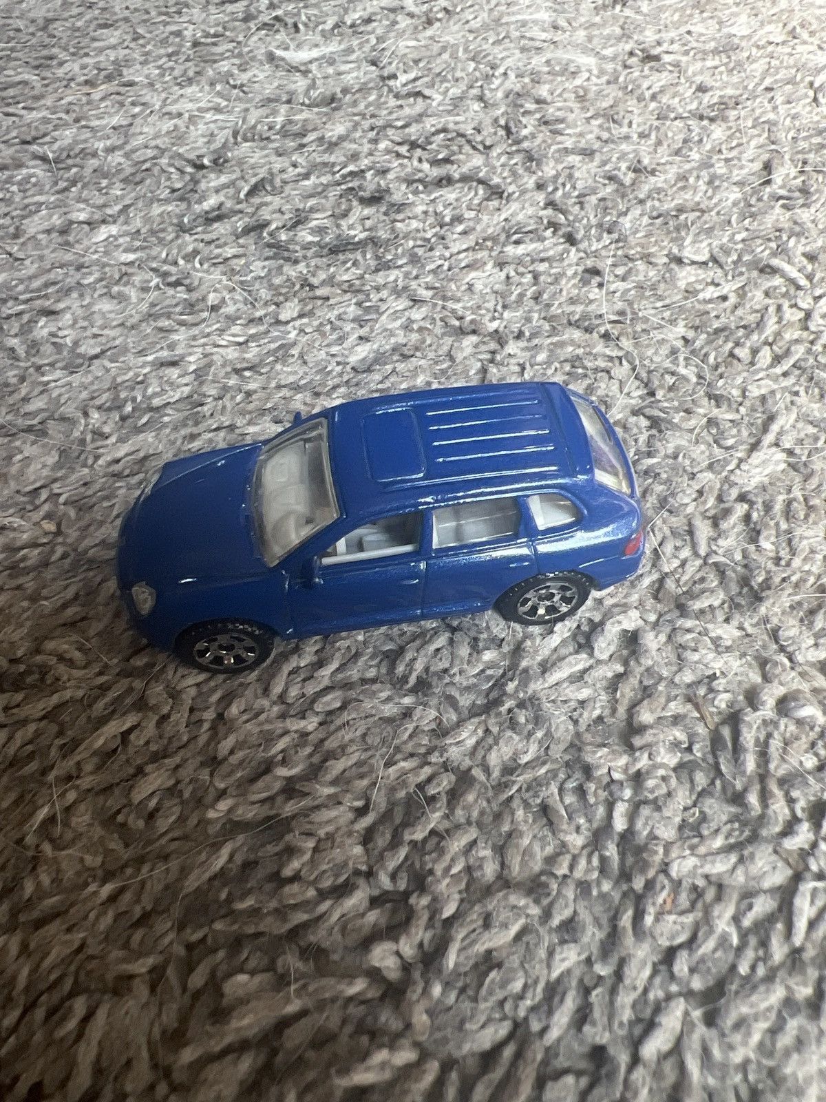 Porsche Design 2004 Mattel Matchbox Porsche Cayenne Turbo Size ONE SIZE - 1 Thumbnail