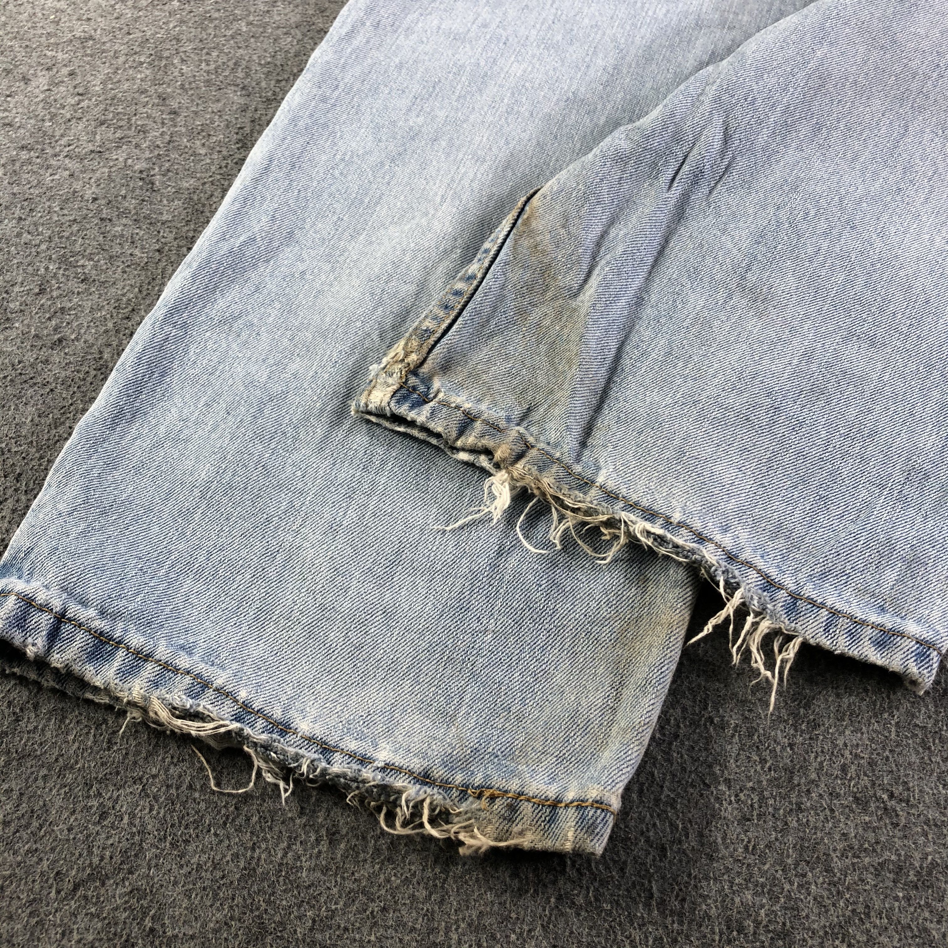 Levi's Vintage Light Wash Levis 550 Jeans-J3516 Size US 37 - 6 Thumbnail