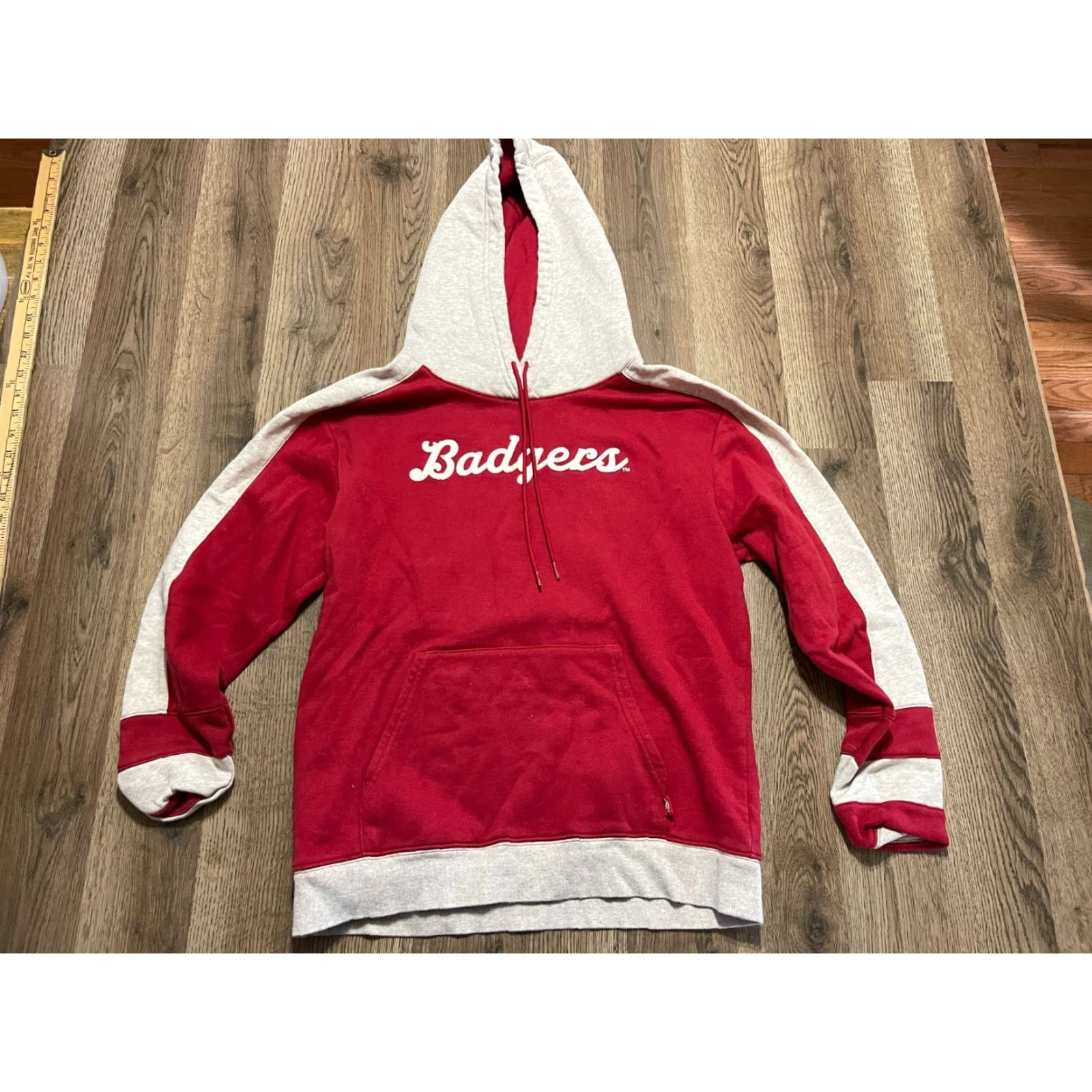 Under Armour Under armour Hoodie Mens M Red Wisconsin Badgers Pullover Regular Fit Shirt? Size US M / EU 48-50 / 2 - 2 Thumbnail