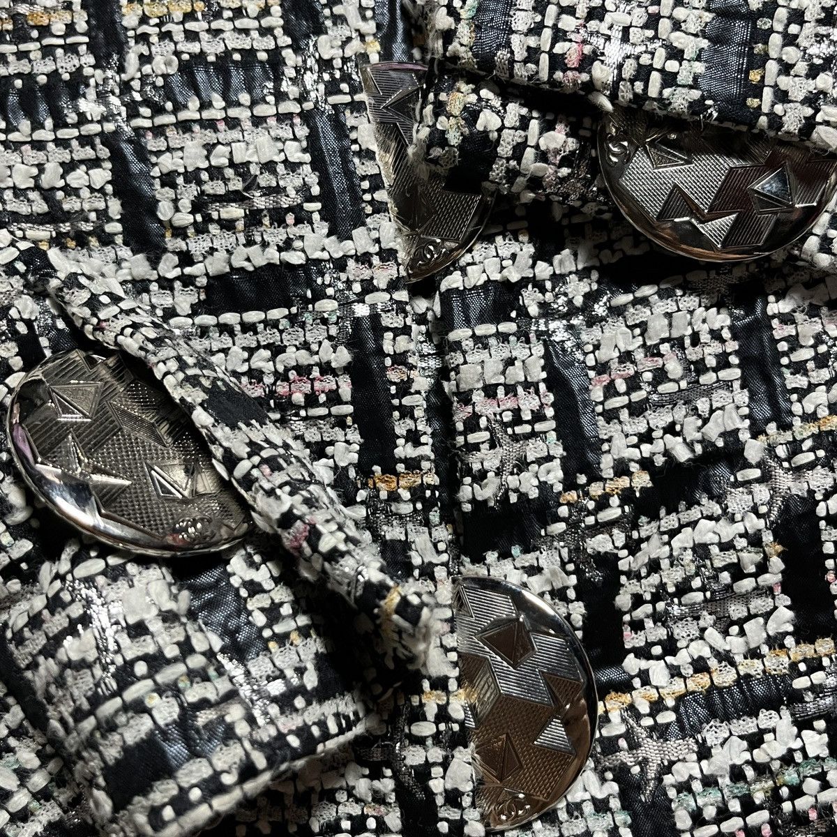 Chanel Chanel 2016 Airport Series Tweed Jacket Size XS / US 0-2 / IT 36-38 - 4 Thumbnail