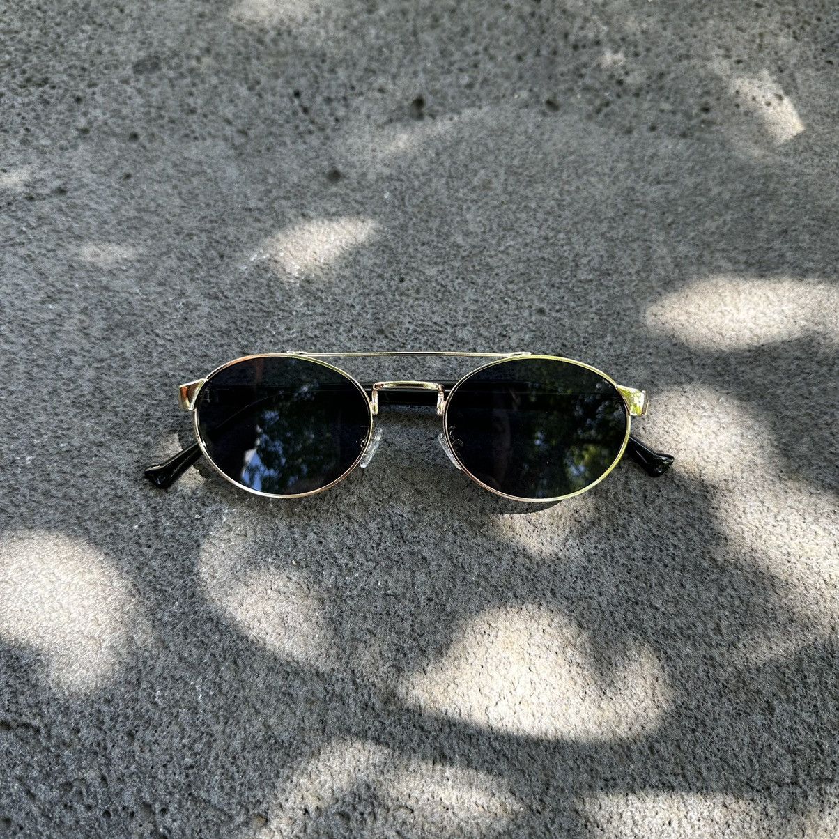 Other Y2K Unisex Sunglasses Retro Fashion Shades KD6162-02 Size ONE SIZE - 1 Thumbnail