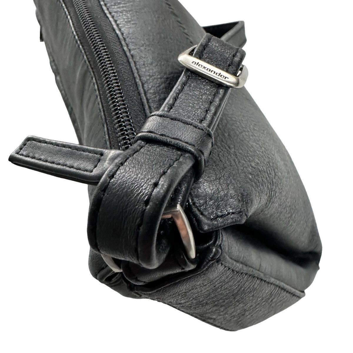 Vintage Derek Alexander Top Zip 3 Pocket Black Leather Crossbody Bag Size ONE SIZE - 12 Thumbnail