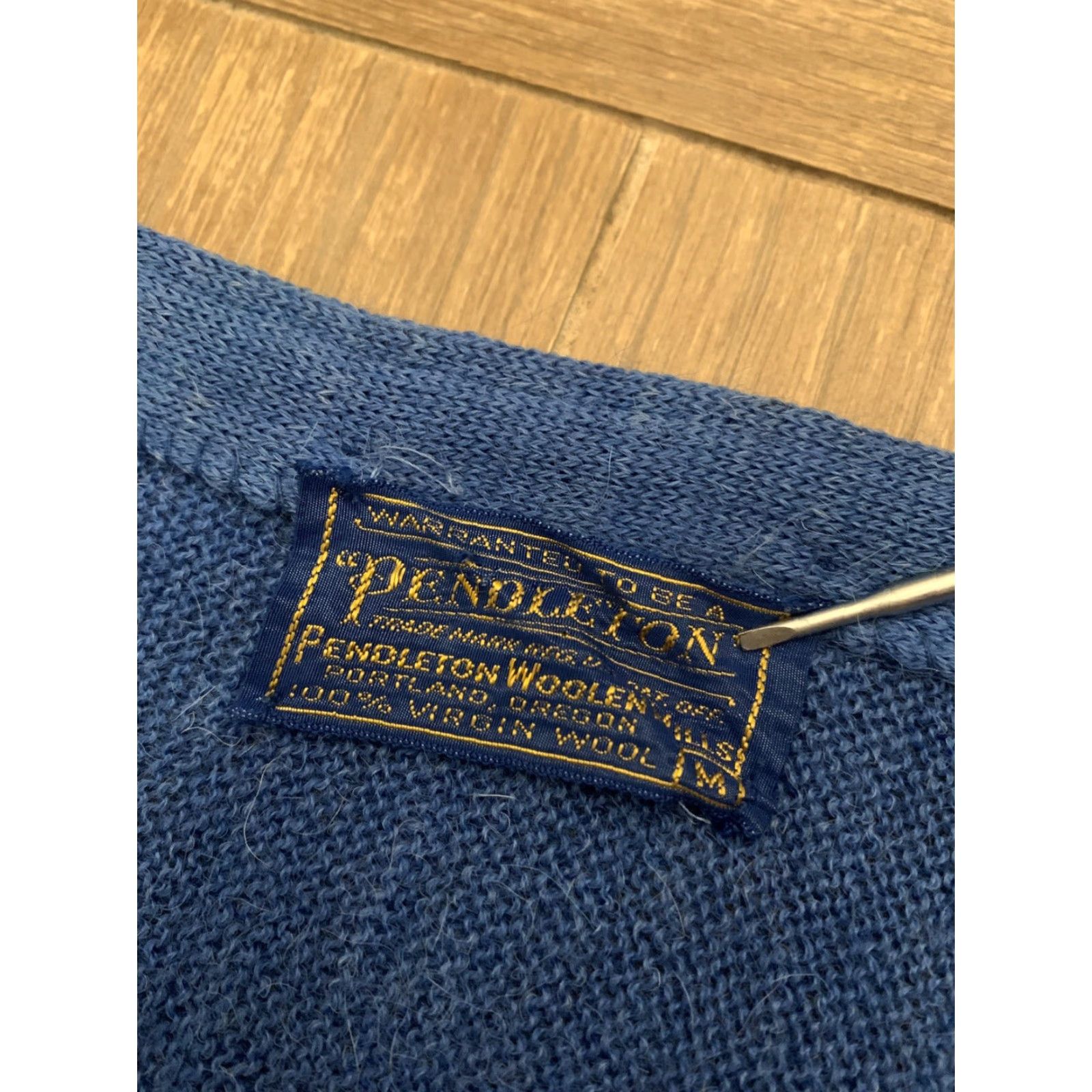 Pendleton VINTAGE Pendleton Virgin Wool Cardigan Sweater Medium Blue Striped Long Sleeve V-Neck 80s 90s Womens Size M / US 6-8 / IT 42-44 - 3 Thumbnail