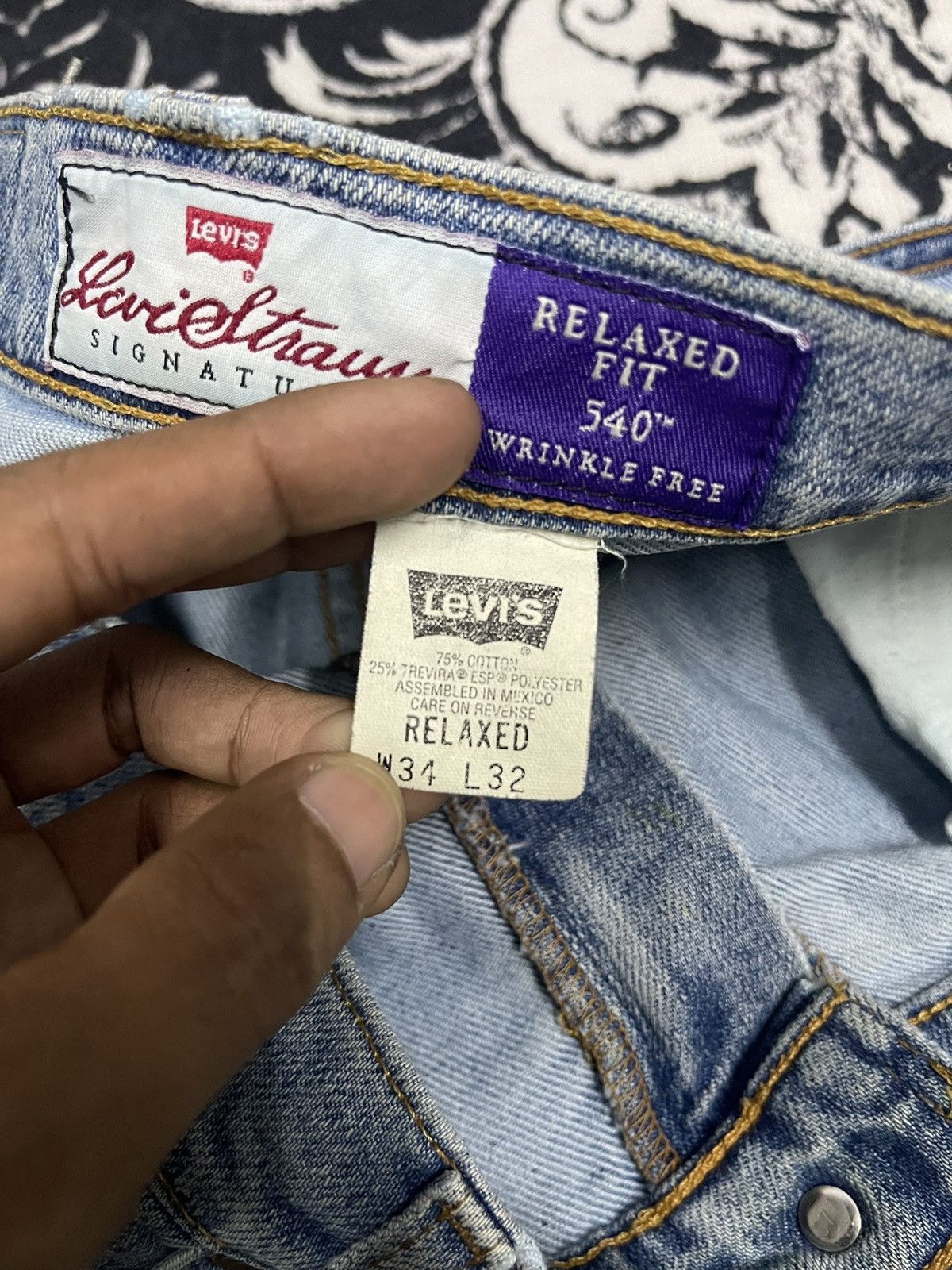 Levi's 90s LEVIS 540 BAGGY JEANS SPLASH PAINT JEANS 34x32 Size US 34 / EU 50 - 11 Thumbnail