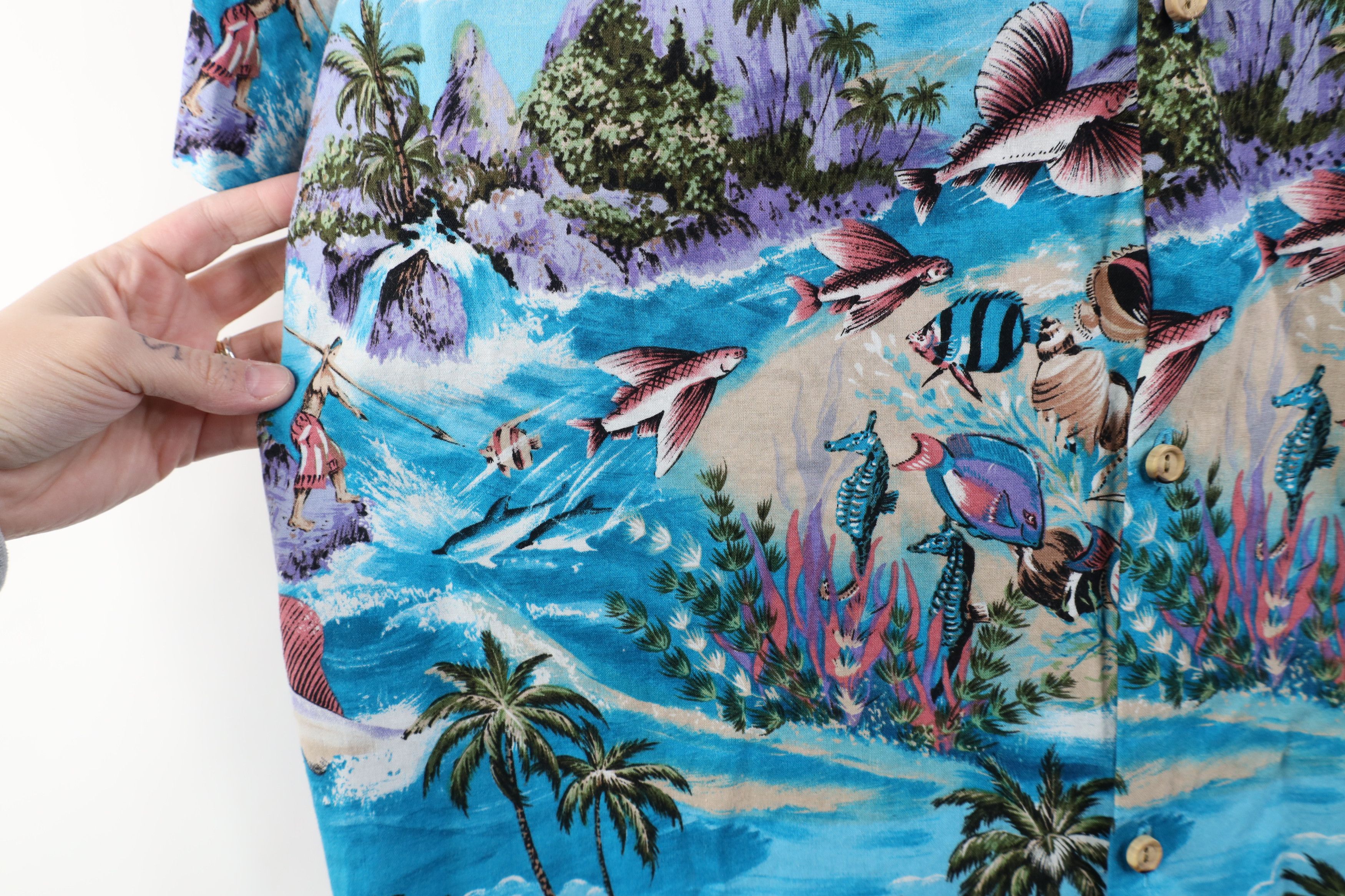 Vintage Vintage 90s Hawaiian Fish All Over Print Camp Collar Shirt Size US XL / EU 56 / 4 - 6 Thumbnail