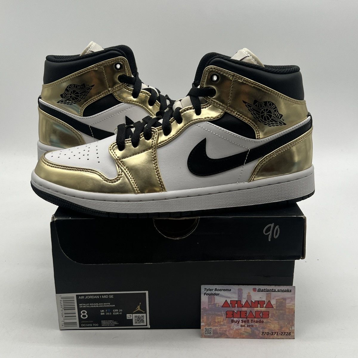 Nike Air Jordan 1 mid metallic gold Size US 8 / EU 41 - 1 Thumbnail