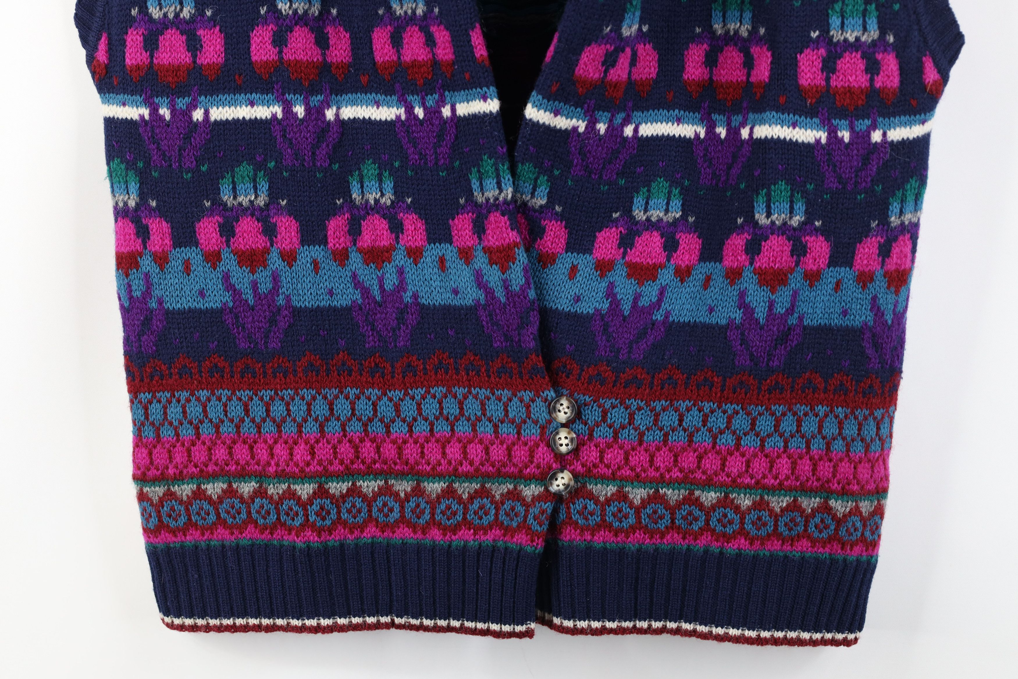 Vintage Vintage 90s Streetwear Fair Isle Flower Sweater Vest USA Size M / US 6-8 / IT 42-44 - 3 Thumbnail