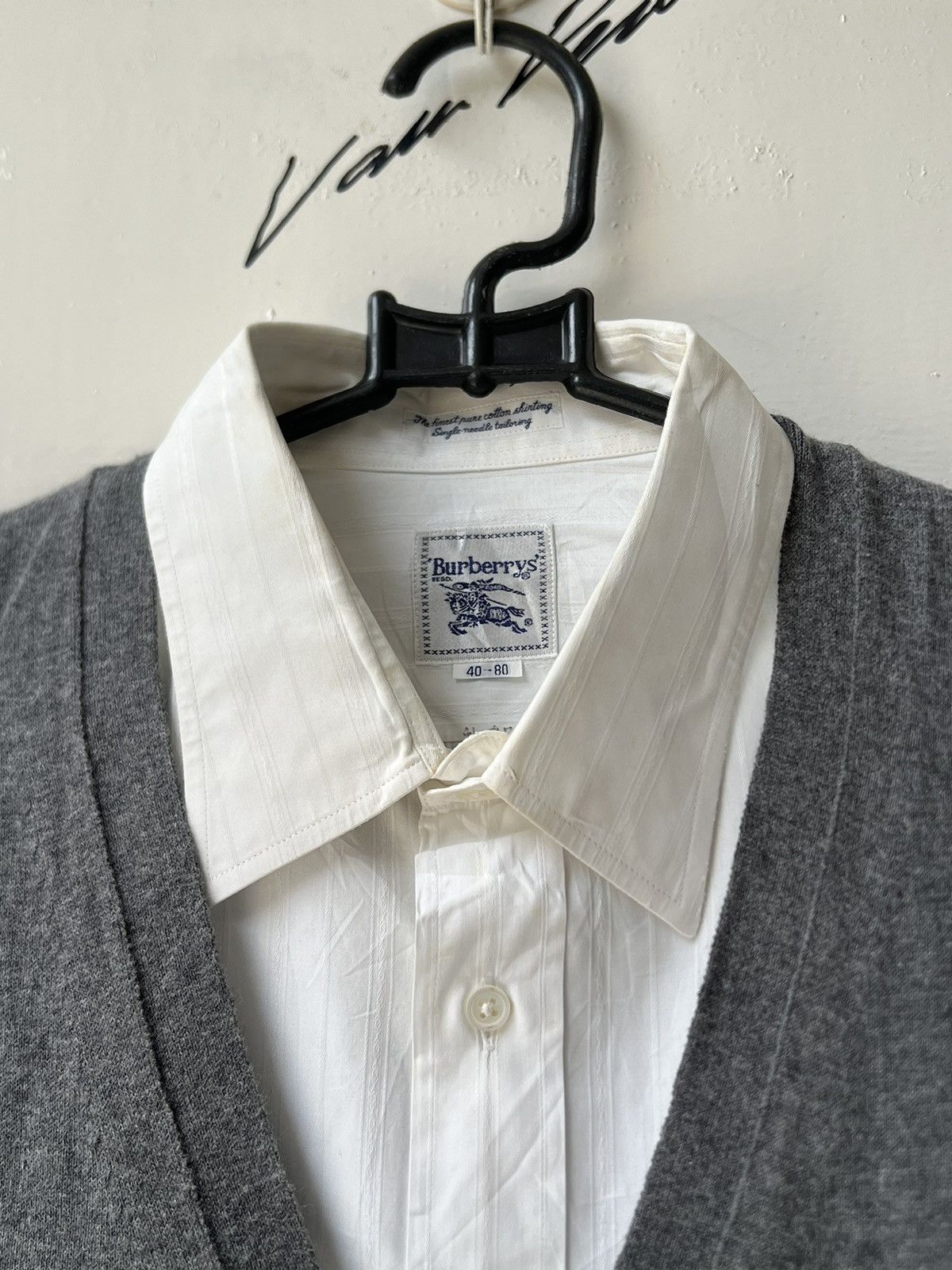 Burberry BURBERRY London Shirt Vest Size US S / EU 44-46 / 1 - 14 Thumbnail