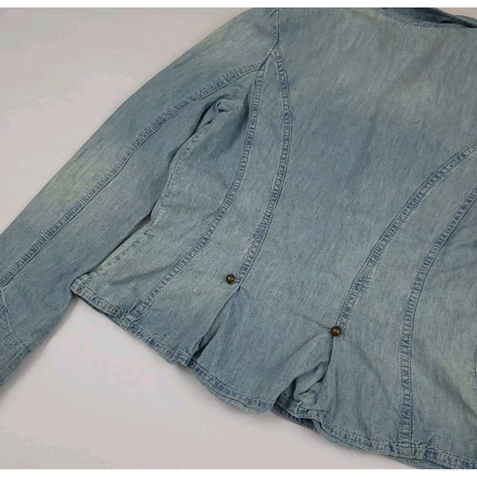 Ralph Lauren VINTAGE Ralph Lauren Chambray Denim Button Jacket RL Jeans Women's M Lightweight Blue Shirt/ Jacket Size 32" / US 10 / IT 46 - 6 Thumbnail