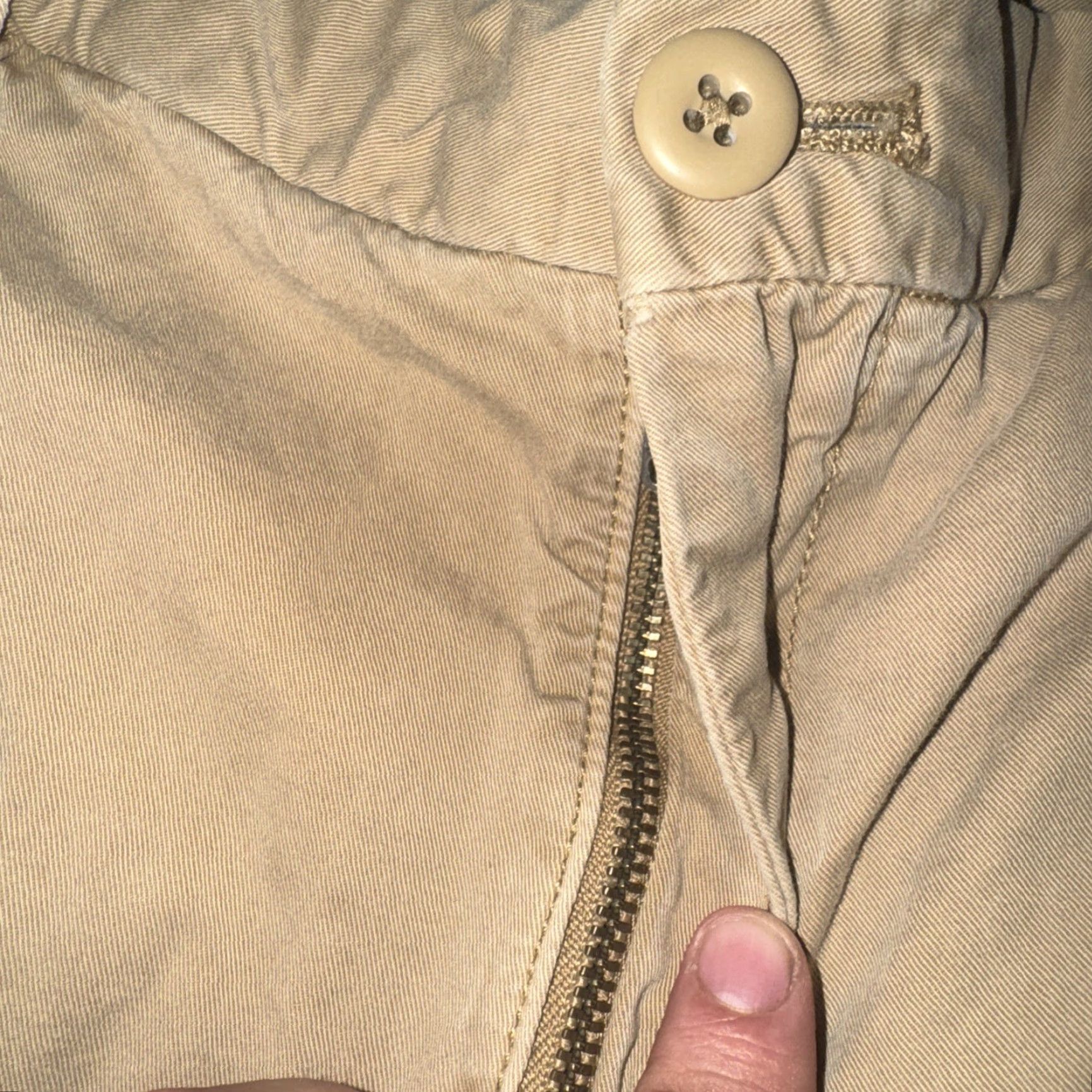 Uniqlo Uniqlo Chino Shorts Men’s 34 Tan Casual Flat Front Cotton Size US 34 / EU 50 - 2 Thumbnail