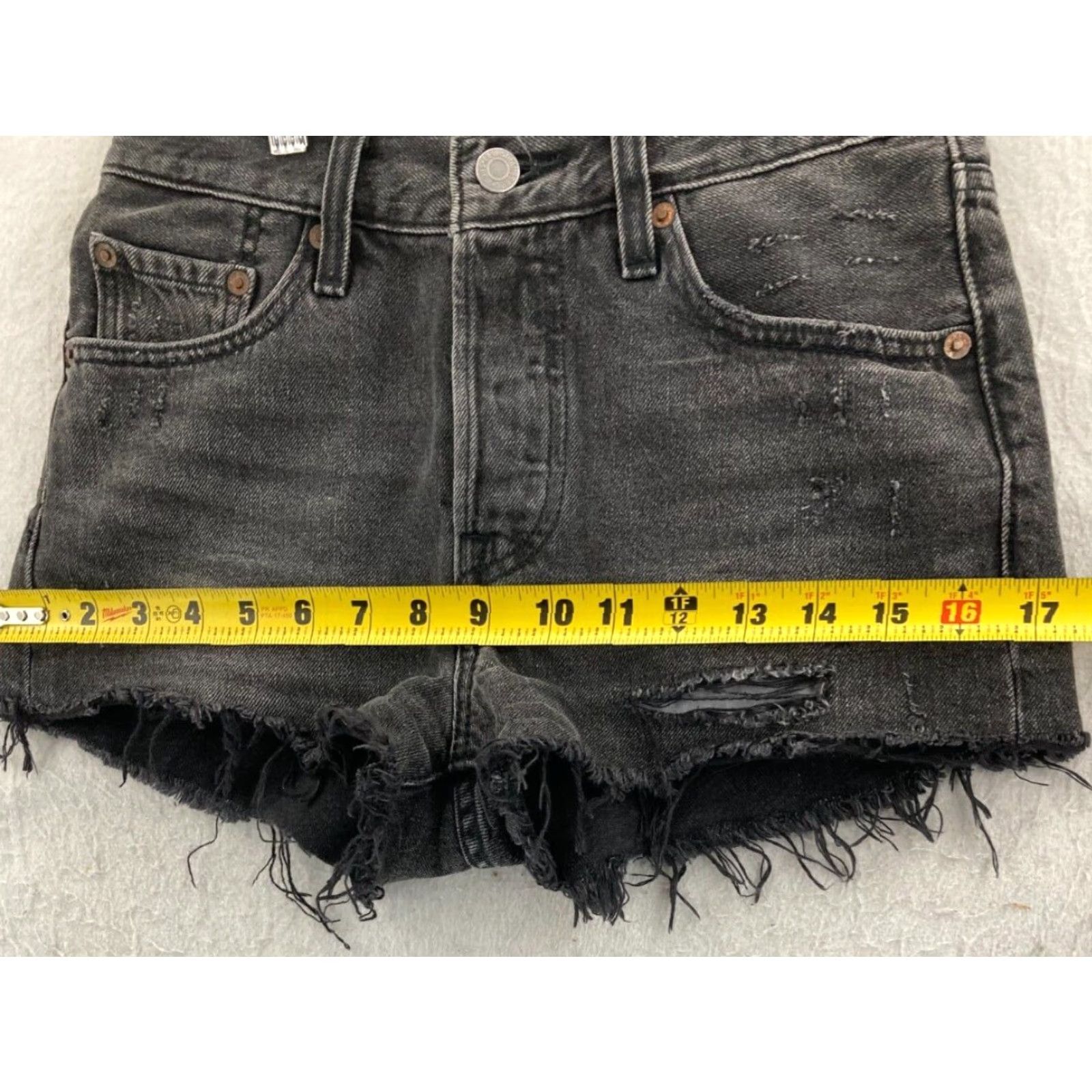 Levi's Levi's 501 Women's Cut-Off Shorts 28 Black High Rise Festival Size 28" / US 6 / IT 42 - 3 Thumbnail