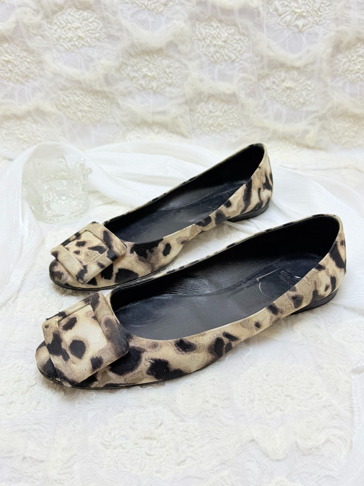 Roger Vivier Roger Vivier Retro Lowtop Sneakers us_6-5 Women Size US 6.5 / IT 36.5 - 1 Thumbnail