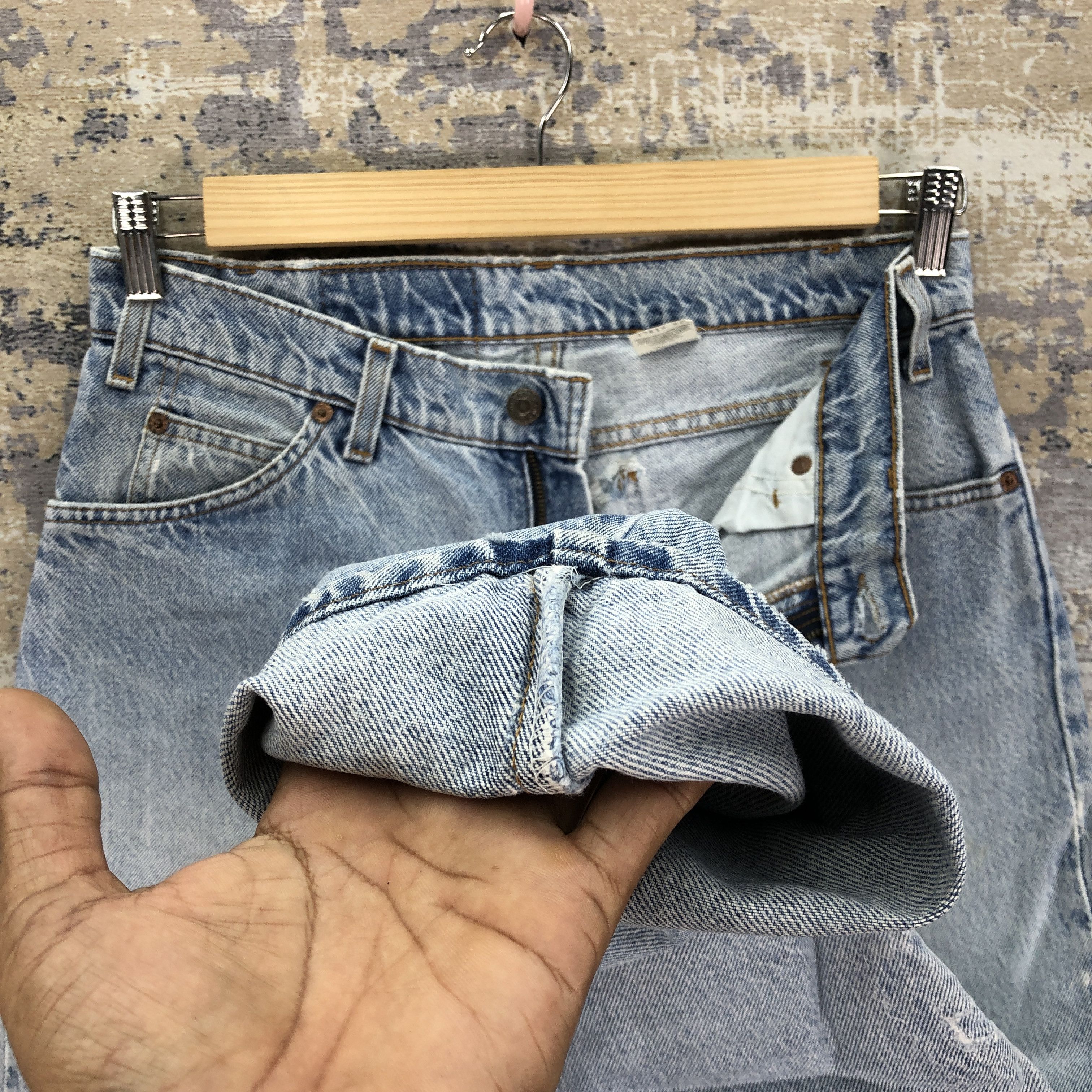 Levi's Vintage Levis 560 Distressed Jeans Levi'sLight Wash Denim Size 28" / US 6 / IT 42 - 10 Thumbnail