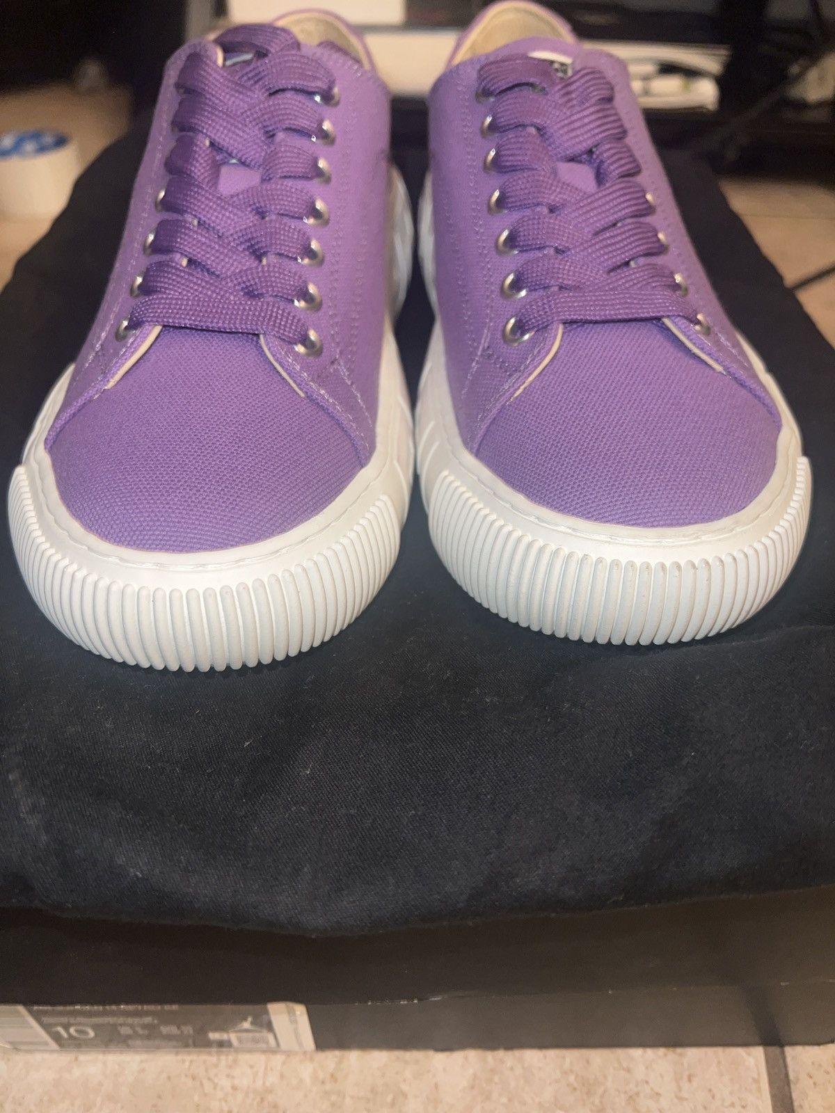 Versace Versace Low Top Sneakers Brand New!! 100% Authentic Size US 7 / IT 37 - 6 Thumbnail